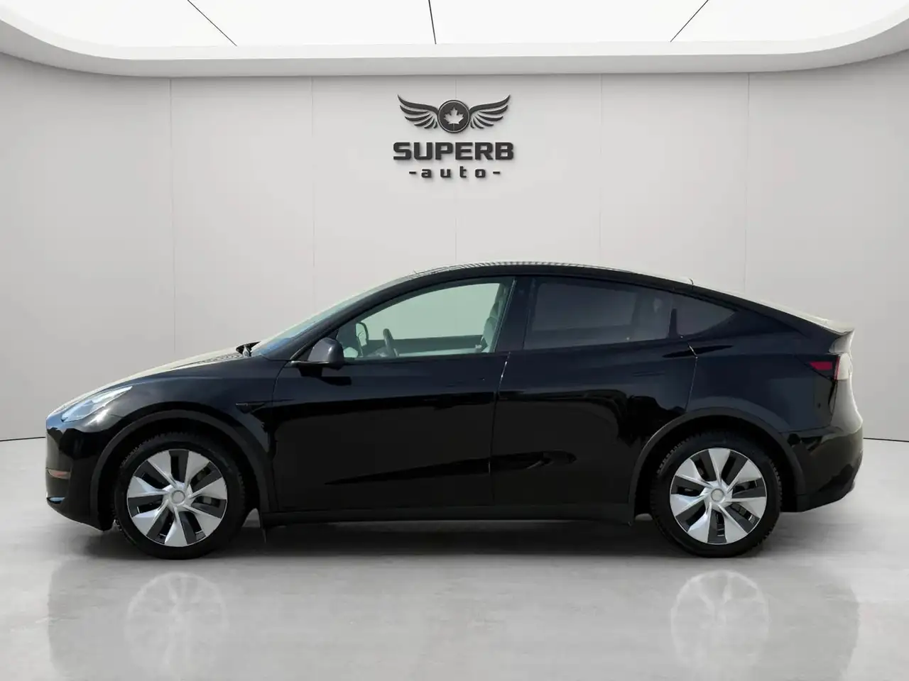 Tesla Model Y photo Tesla Model Y