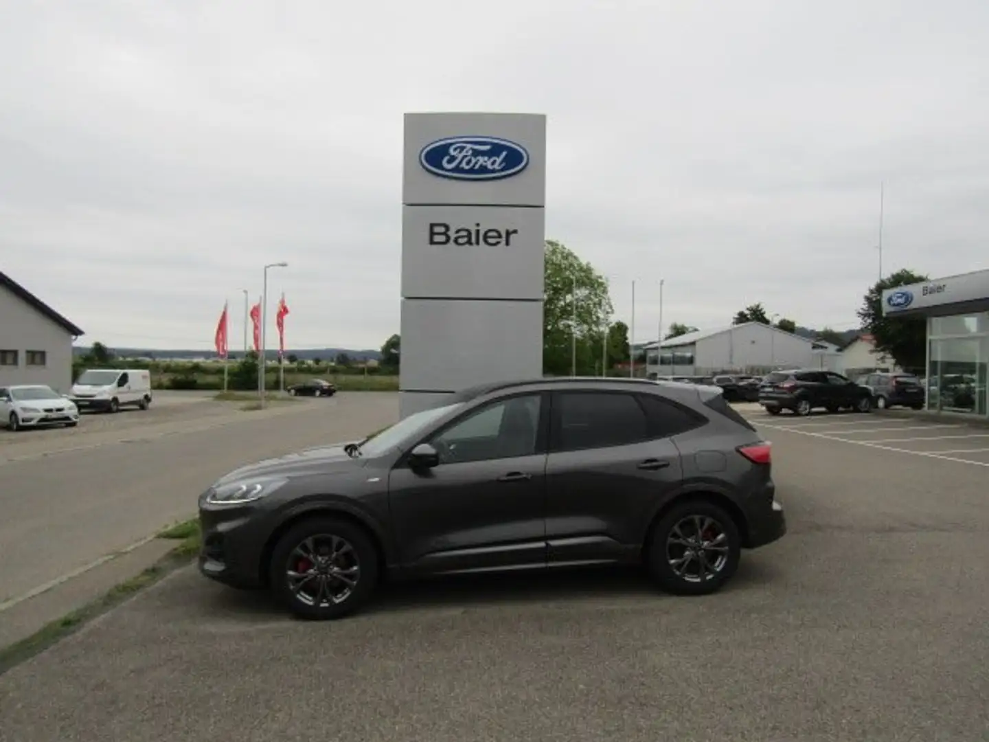 Ford Kuga ST-Line X / Pano/AHK/LED/ACC/TWA/2xKamera Grau - 1