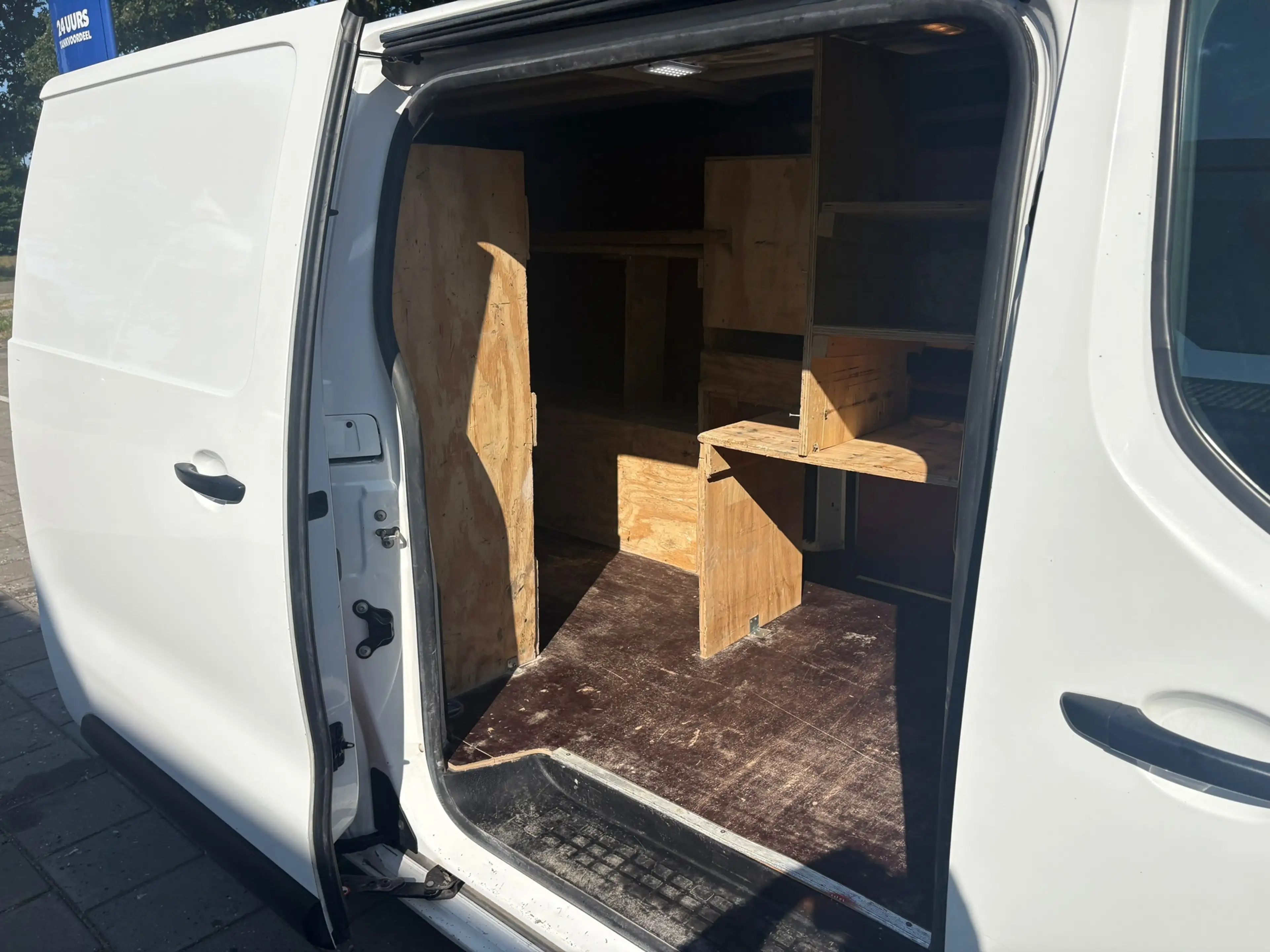 Toyota Proace 2.0 D-4D Cool Long *HEEFT EEN NIEUWE DISTRIBUTIERI — photo 27