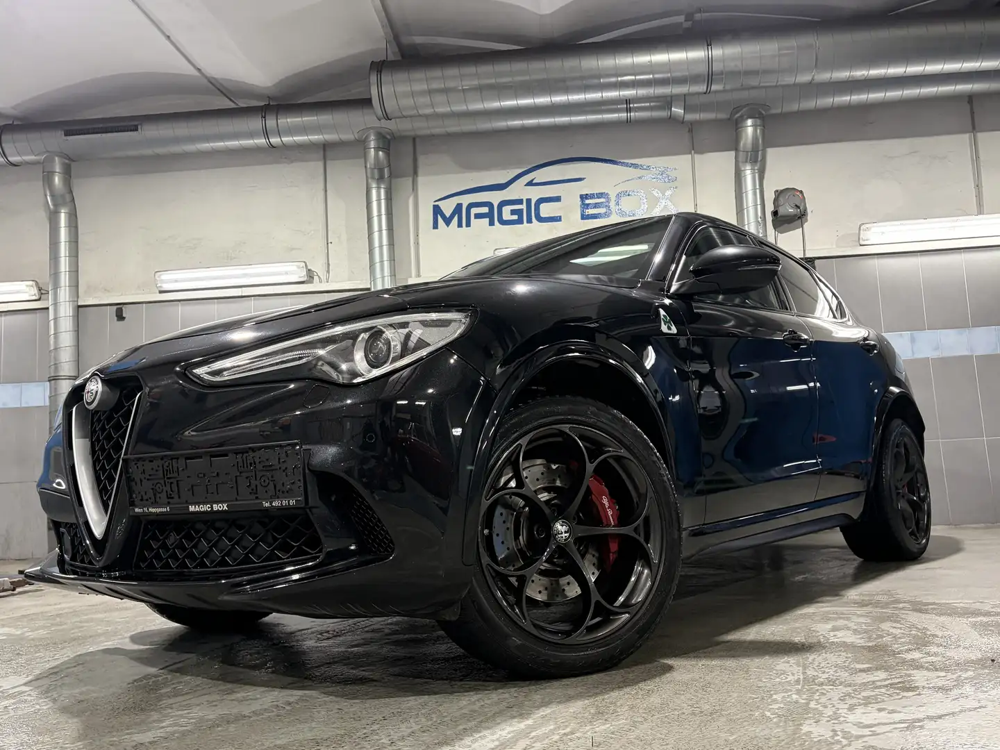 Alfa Romeo Stelvio AKRAPOVIC-Anlage*Keramikversiegelt*Quadrifoglio Q4 Schwarz - 1