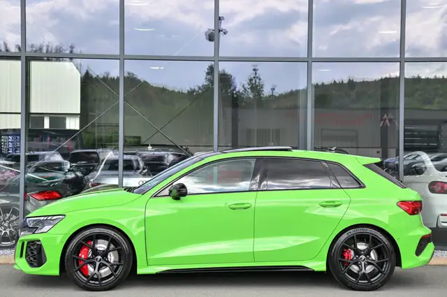 Audi RS3 view 6