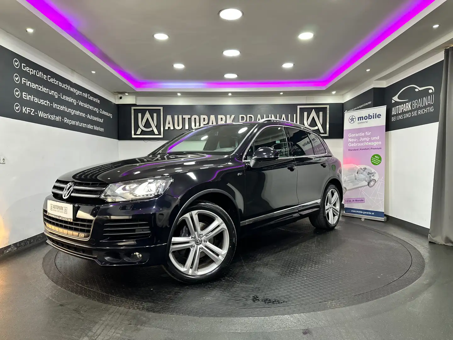 Volkswagen Touareg 3.0 TDI 4Motion V6 BMT *R-LINE*AHK*STANDHZG* Schwarz - 1
