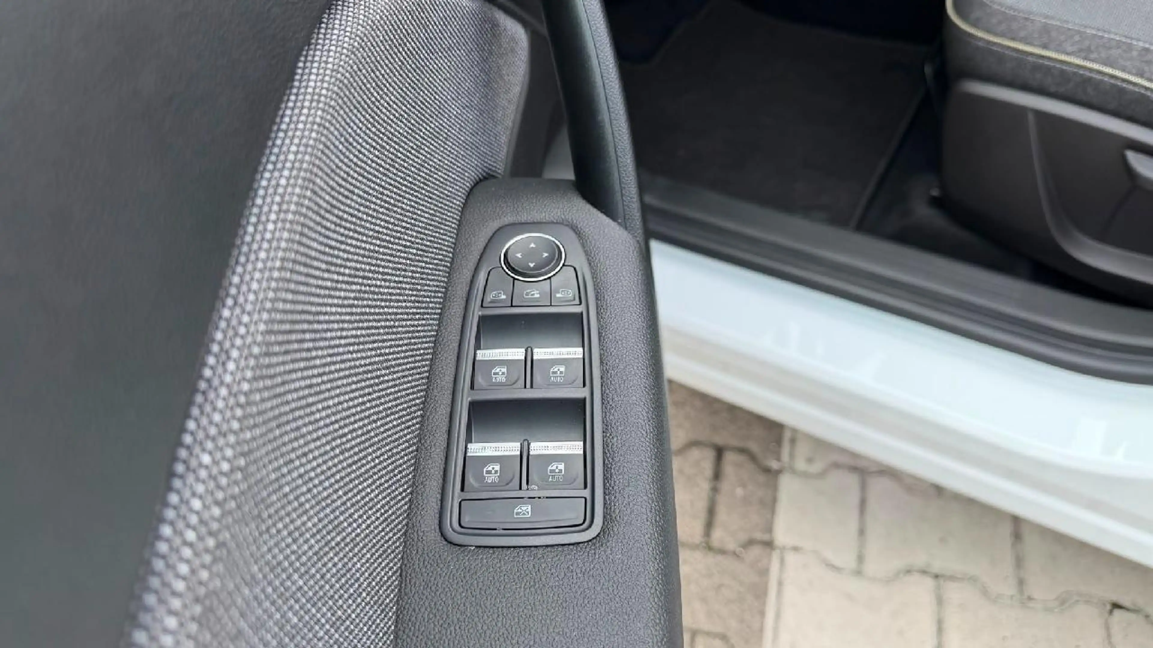 Renault Symbioz 160 E-Tech Full Hybrid Techno — photo 14