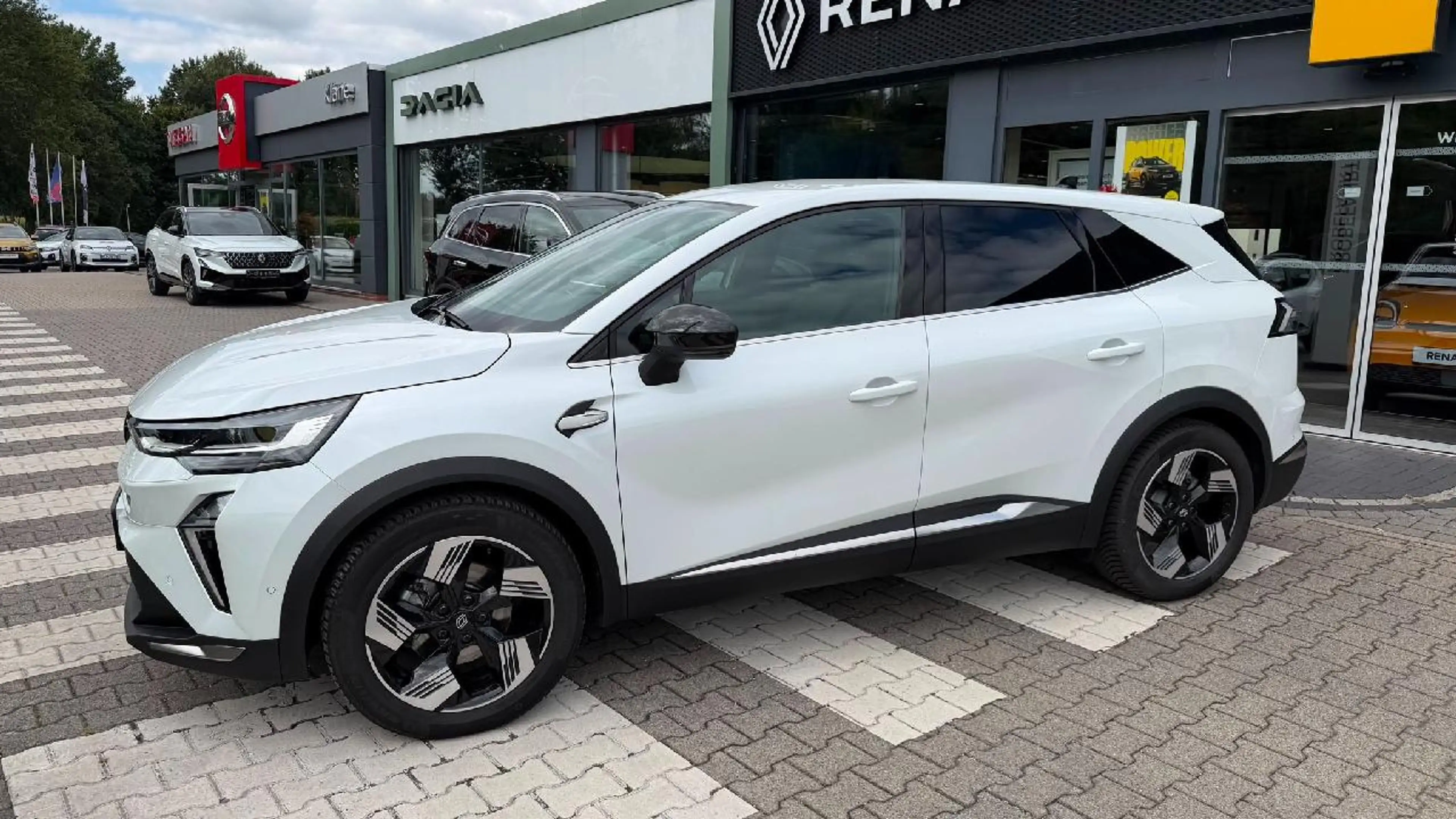 Renault Symbioz 160 E-Tech Full Hybrid Techno — photo 2