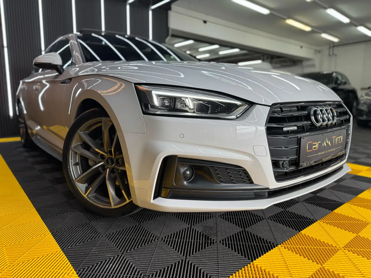 Audi A5 2,0 TDI quattro sport S-tronic Weiß - 2