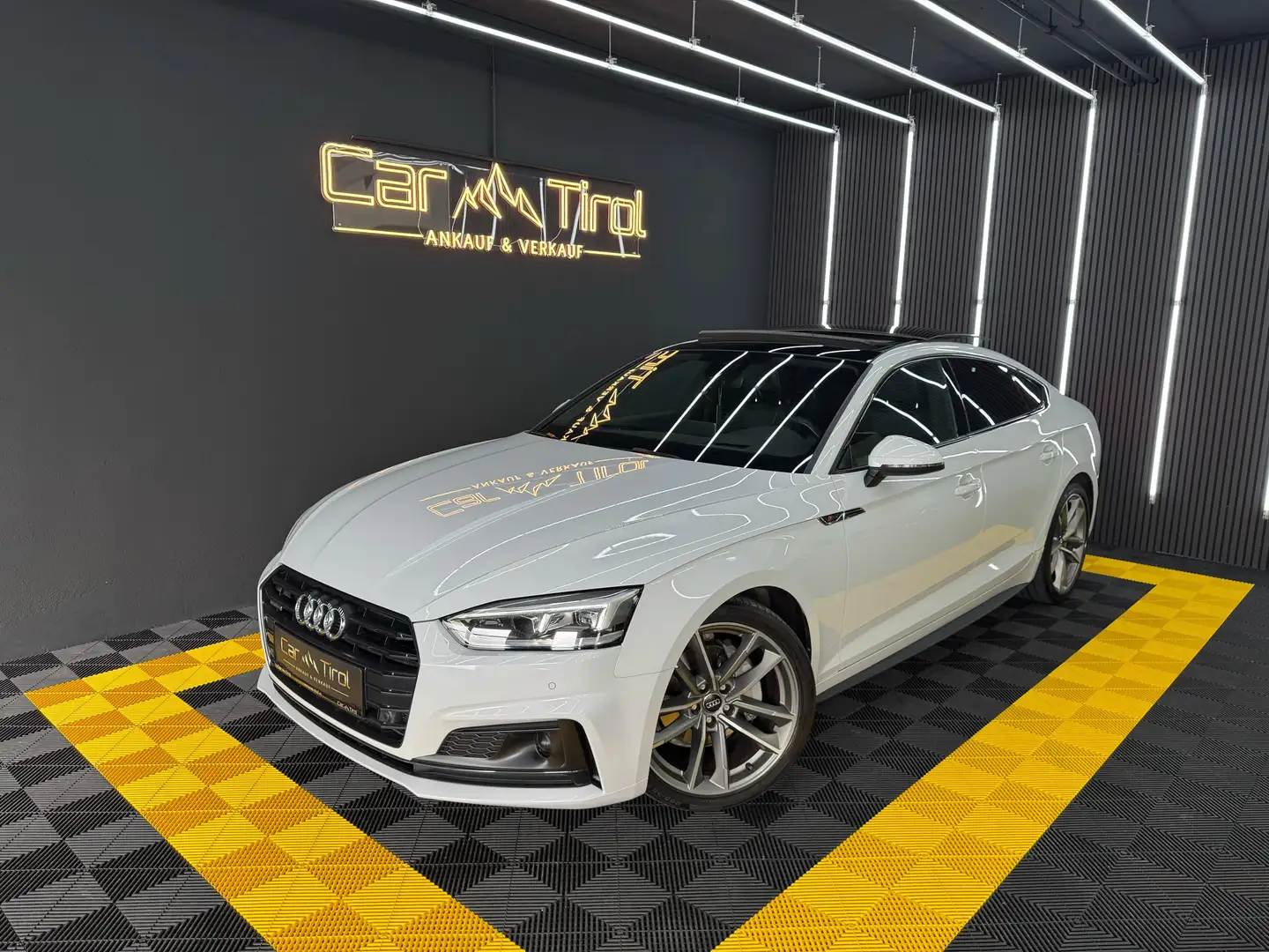 Audi A5 2,0 TDI quattro sport S-tronic Weiß - 1