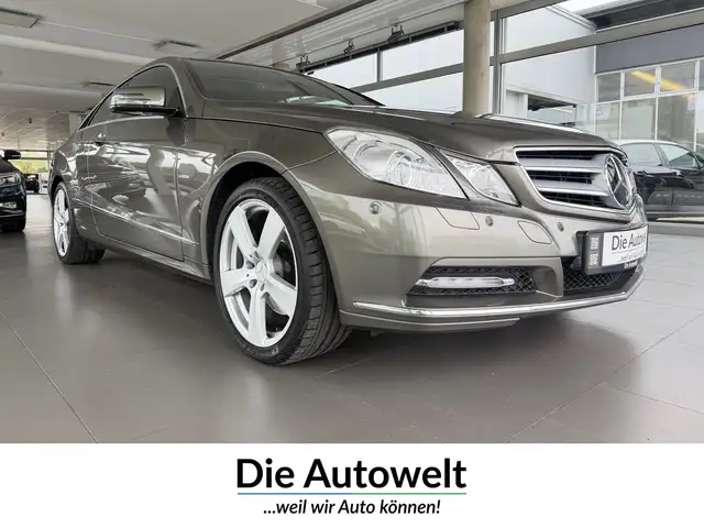 Mercedes-Benz E 350 CGI BlueEfficiency AUT NAVI PANO KLIMA PDC GRA
