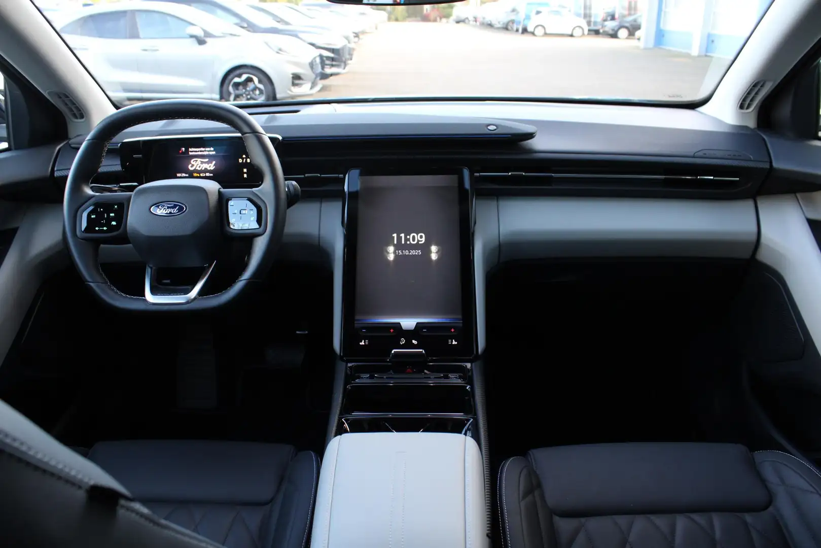 Ford Explorer Premium Extended Range RWD 77 kWh 286pk | Driver A Blauw - 2