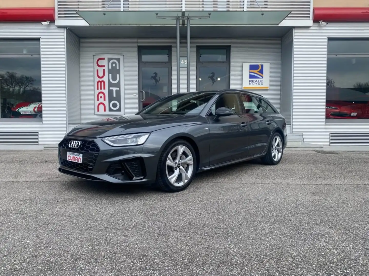 Audi A4 Avant 40 TDI S tronic S line edition Gris - 1