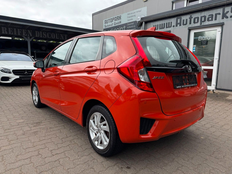 Honda Jazz FACELIFT°WENIG-KM°PDC°SZHG°SPURH°NAVI°SH! — photo 8