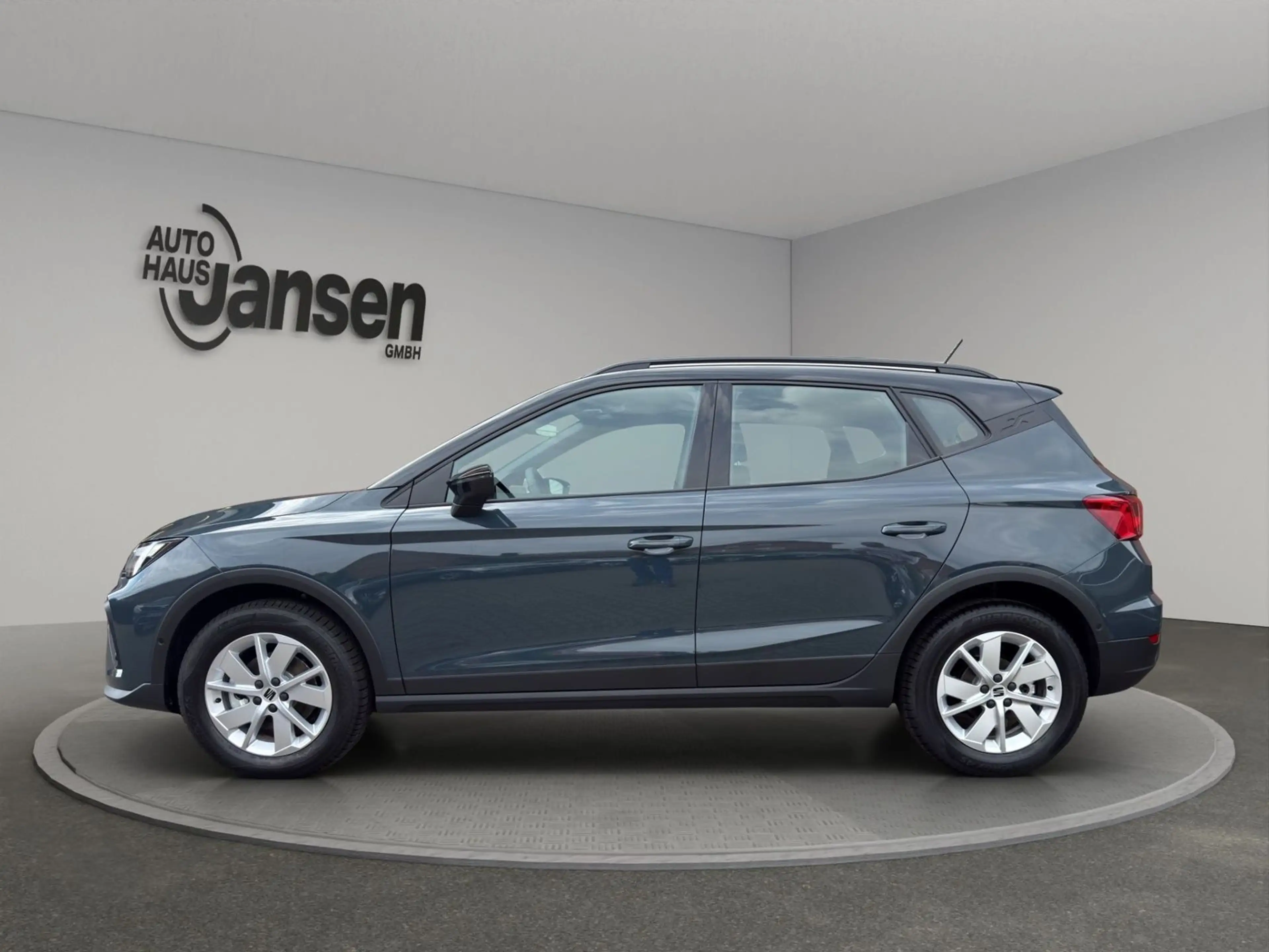 SEAT Arona 1.0 TSI Style DSG +ACC+APP+AHK+Kamera — photo 3
