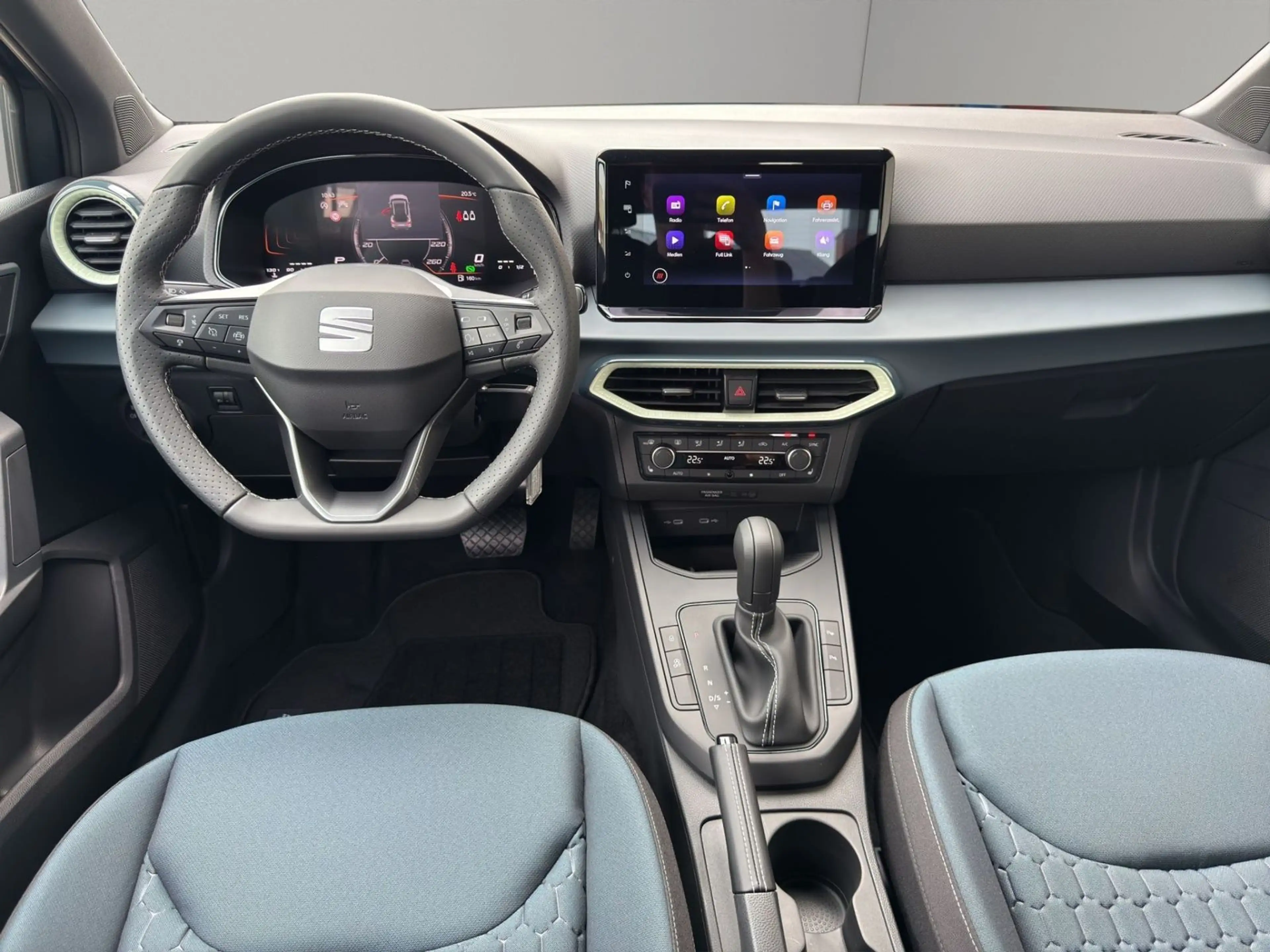 SEAT Arona 1.0 TSI Style DSG +ACC+APP+AHK+Kamera — photo 13