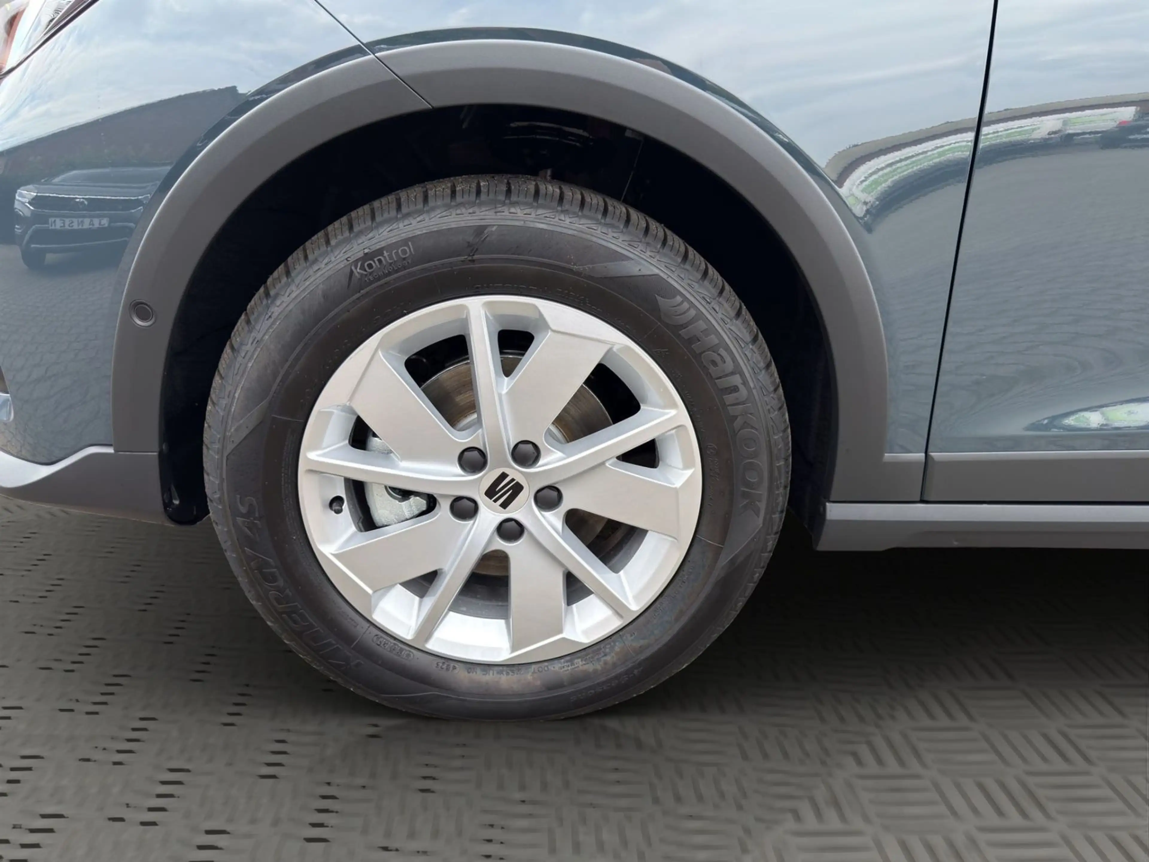 SEAT Arona 1.0 TSI Style DSG +ACC+APP+AHK+Kamera — photo 6