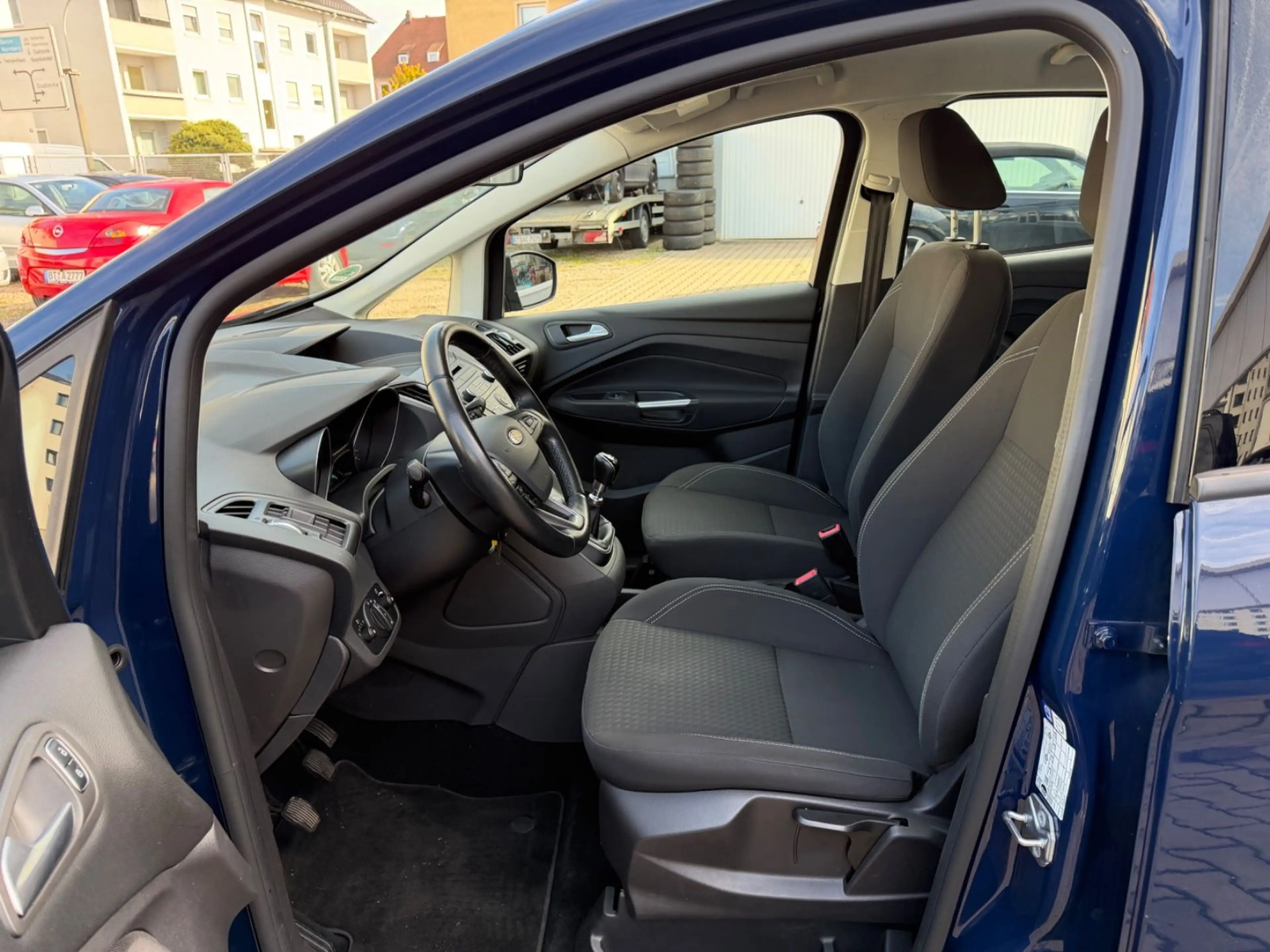 Ford C-Max C-MAX Trend 1-Hand — photo 15