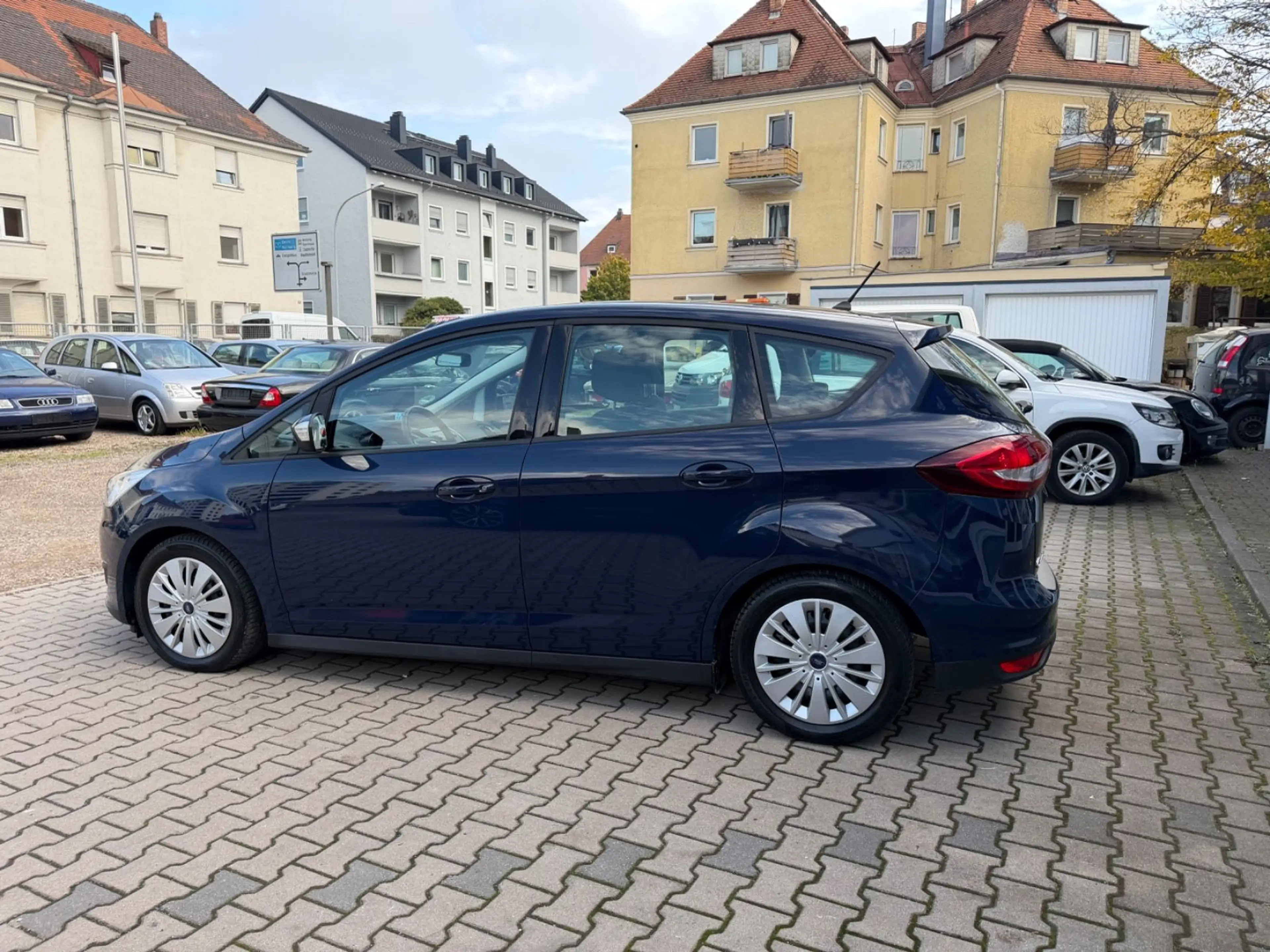 Ford C-Max C-MAX Trend 1-Hand — photo 8