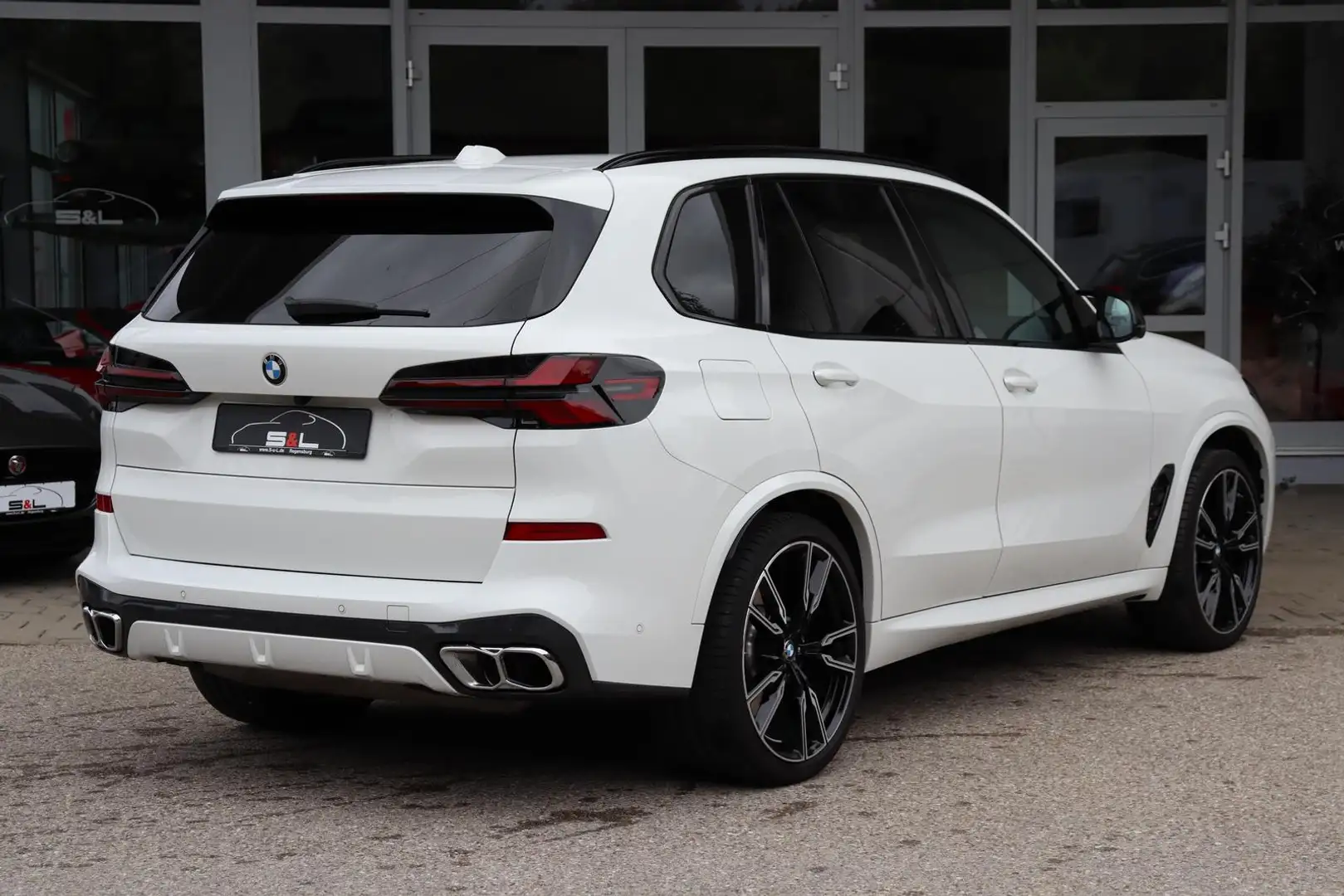 BMW X5 M60i xDrive MProf/Assistant/Innovation/Travel Weiß - 2