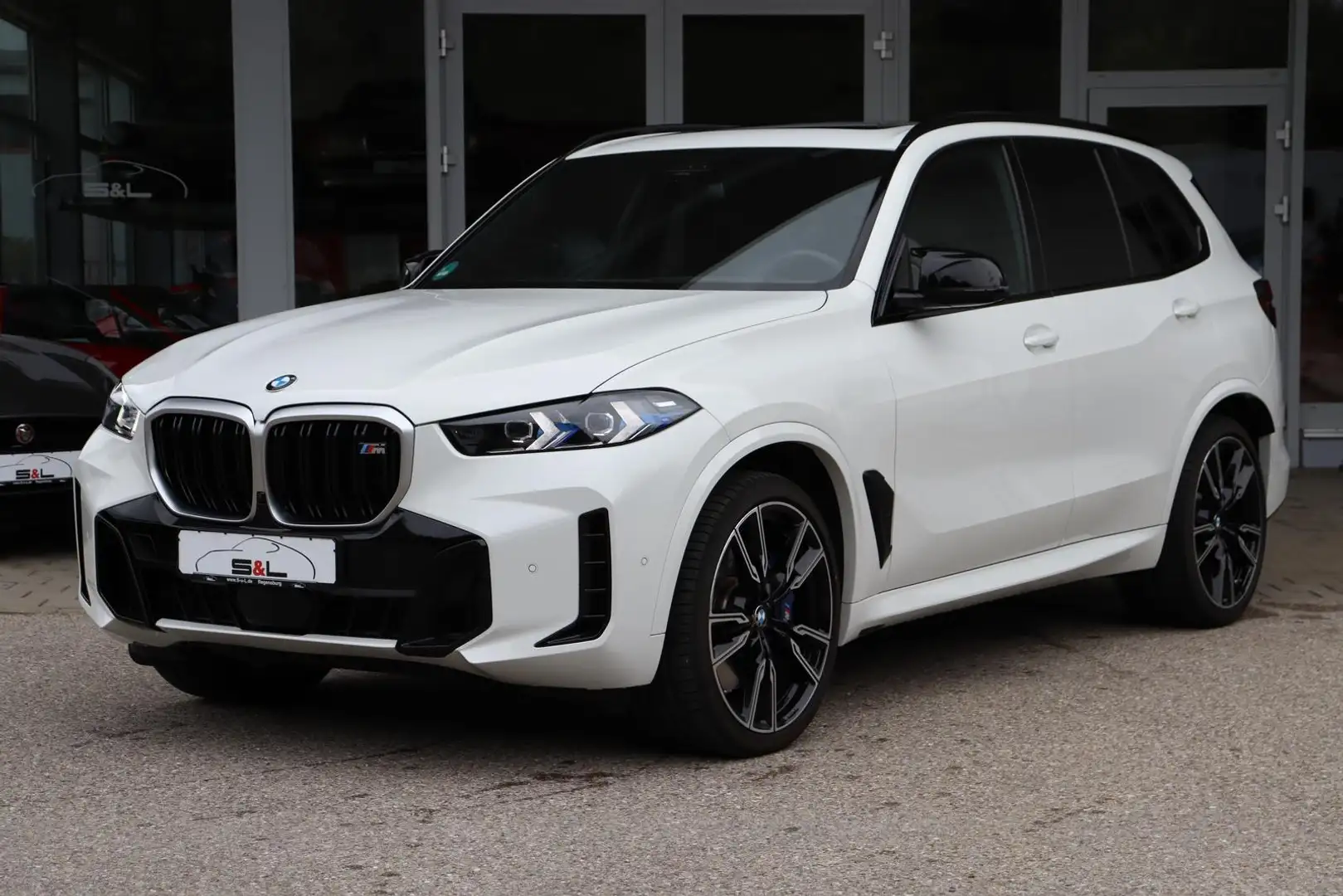 BMW X5 M60i xDrive MProf/Assistant/Innovation/Travel Weiß - 1