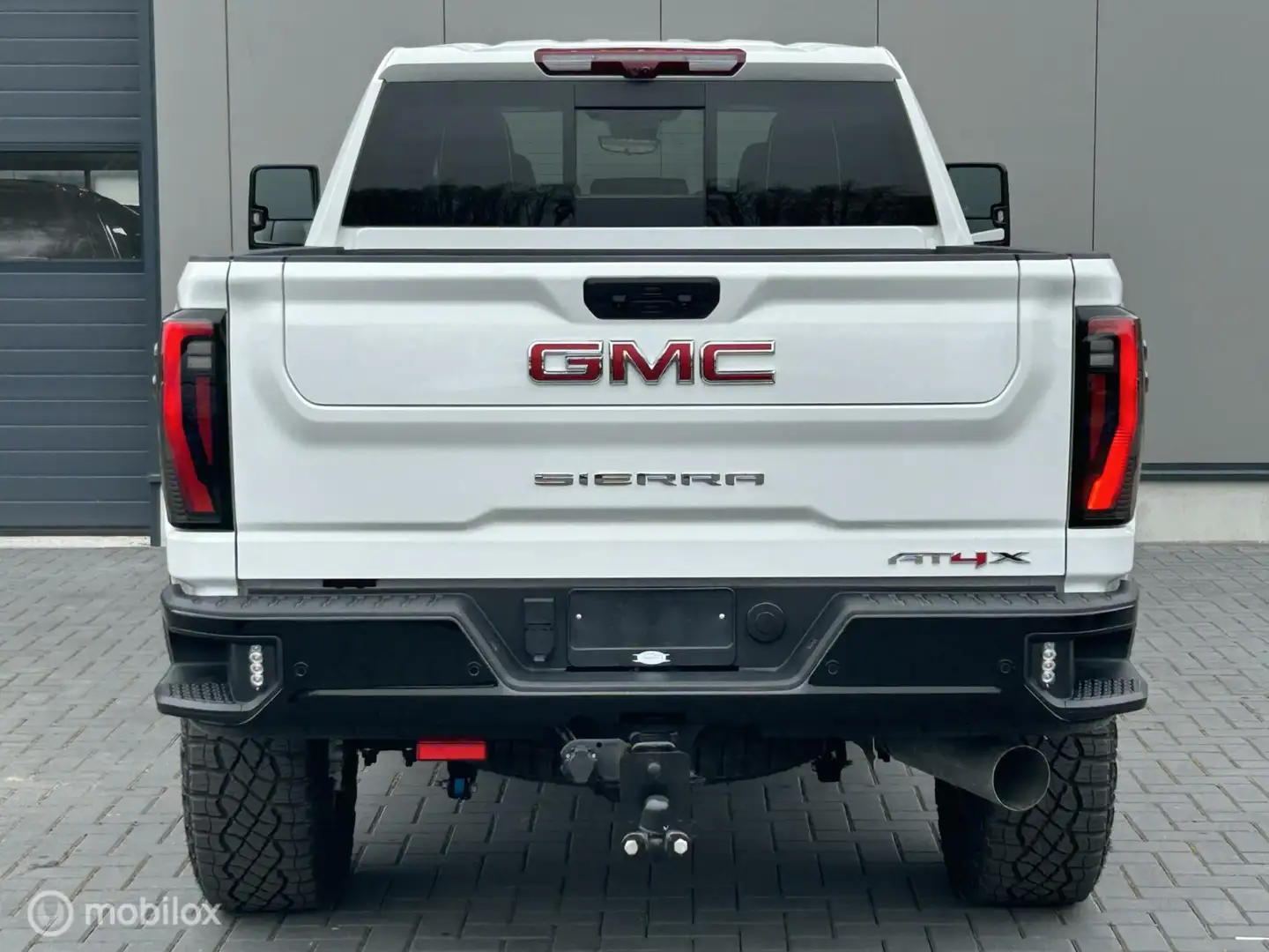 GMC 2500 AT4-X 6.6 V8 Duramax Bomvol! Alb - 2