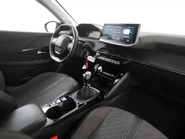 Peugeot 208 view 2