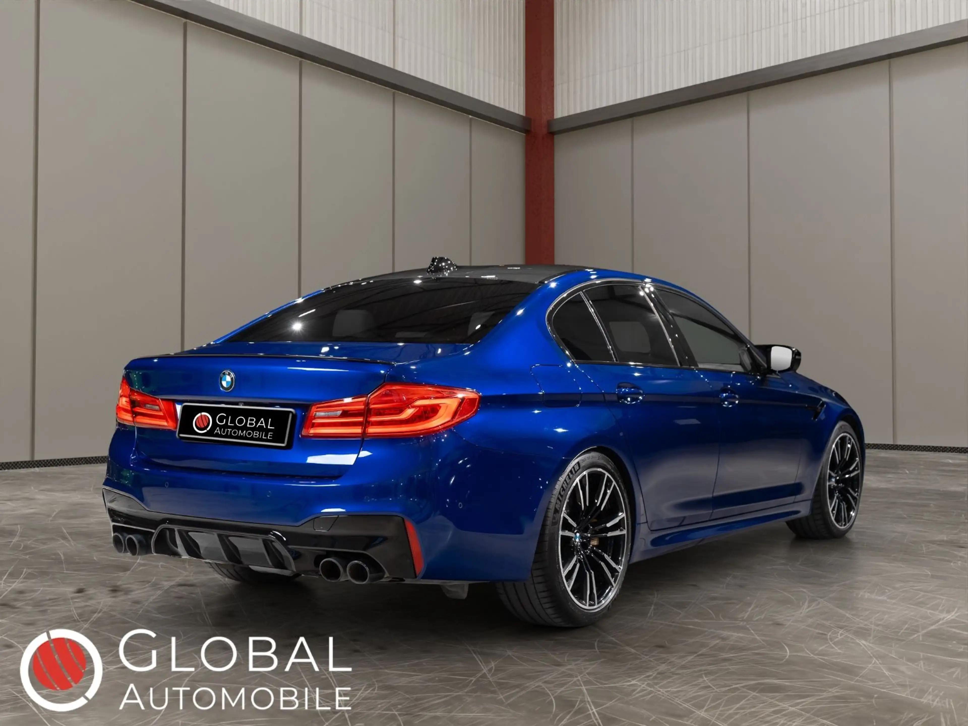BMW M5 Competition°B&W°HUD°2WDMODUS°KEY°KERAMIC° — photo 2