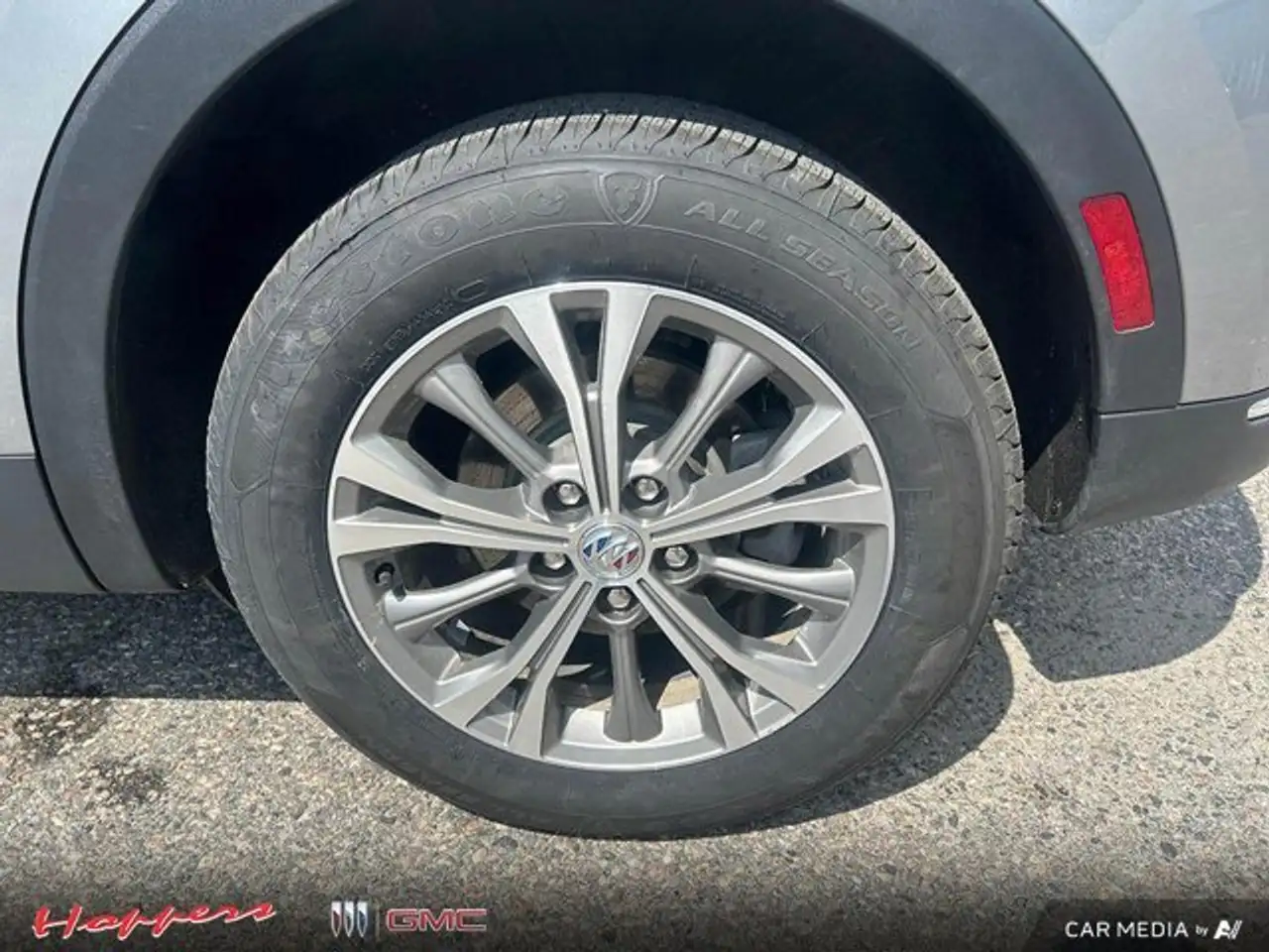 Buick Envision снимка Buick Envision