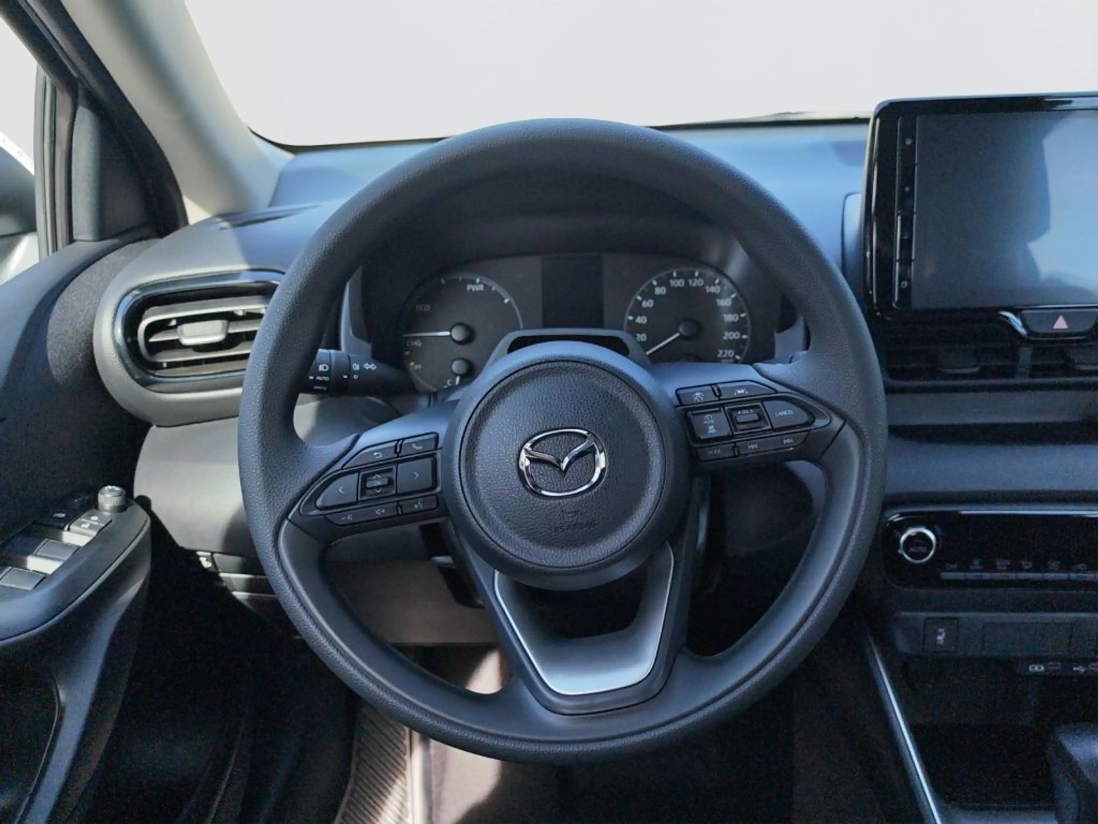 Mazda 2 Hybrid 1.5 VVT-i 116 CVT PRIME-LINE — photo 7