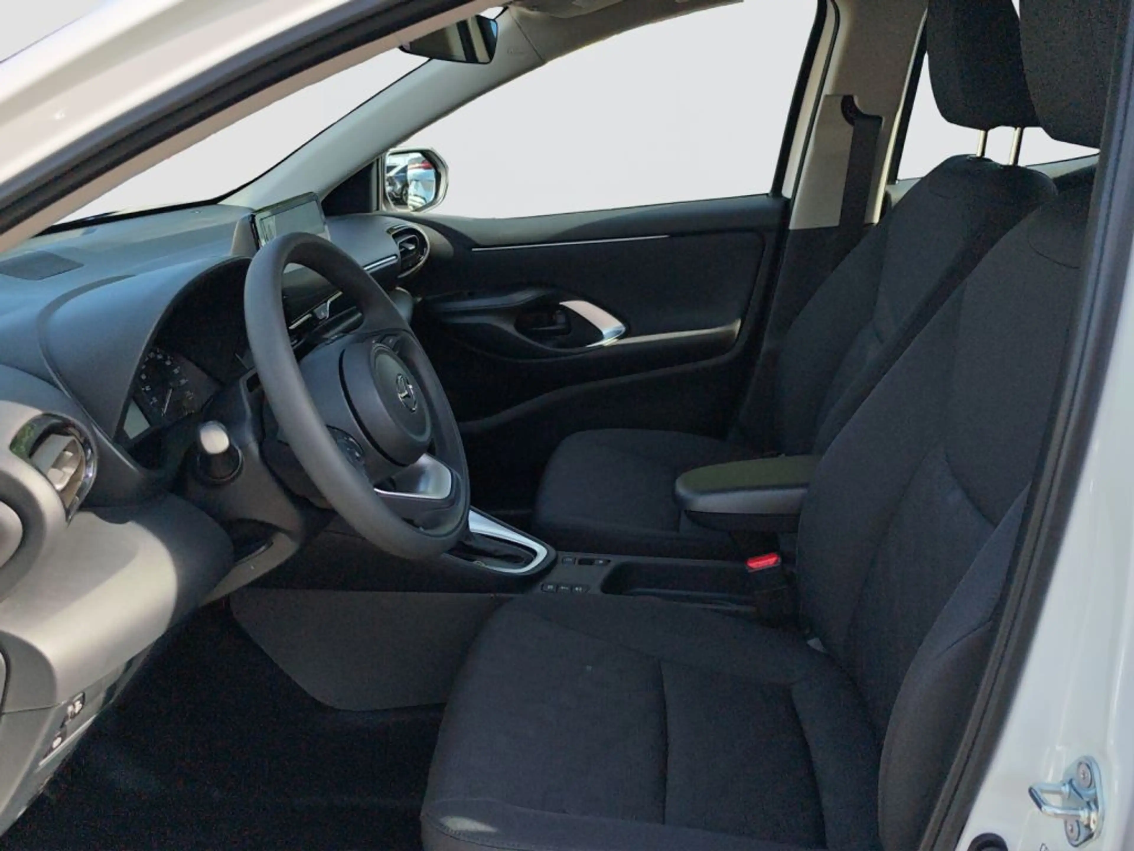 Mazda 2 Hybrid 1.5 VVT-i 116 CVT PRIME-LINE — photo 6