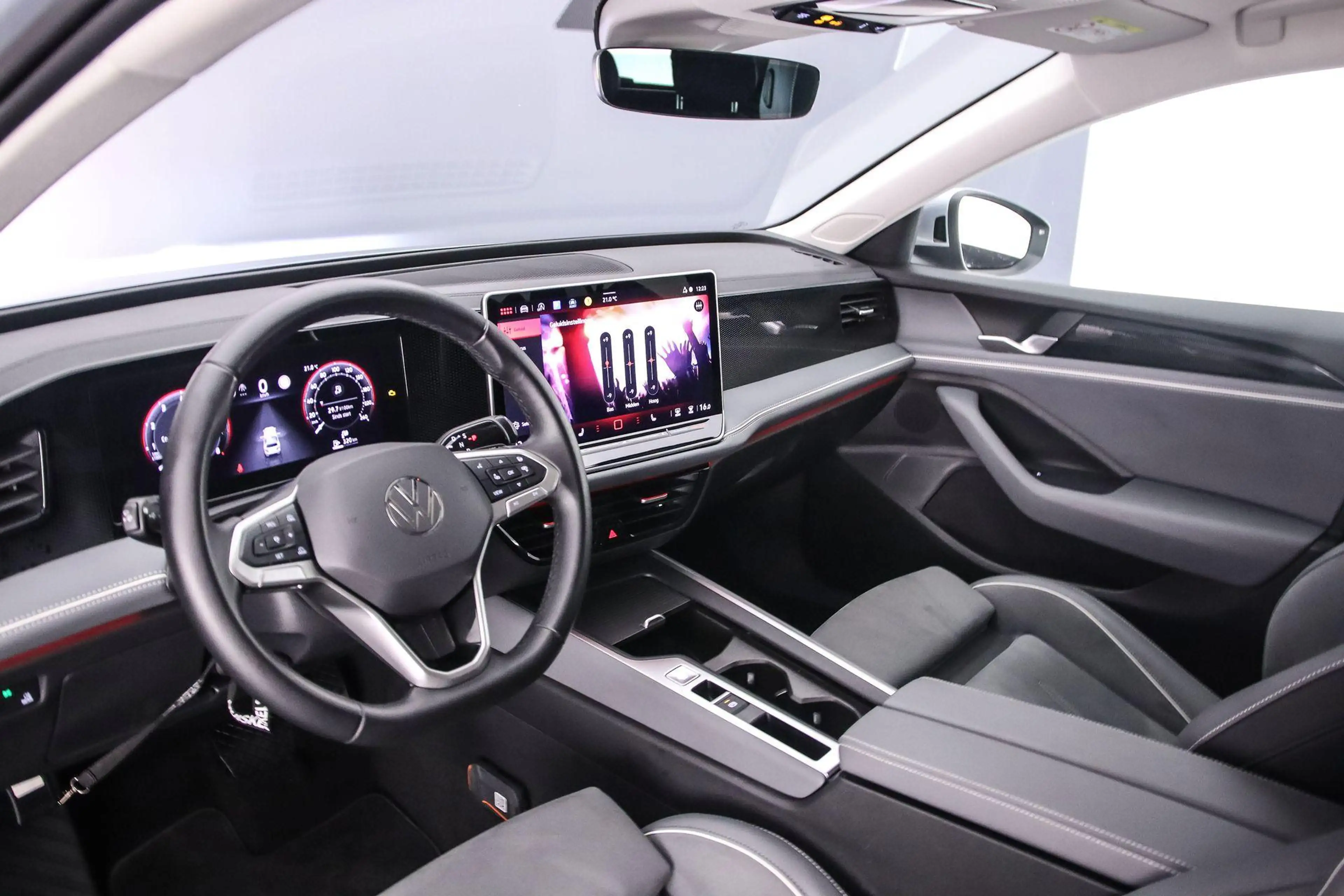 Volkswagen Passat Variant 1.5 eTSI Business 150pk DSG Automaat, Trekhaak, St — photo 4