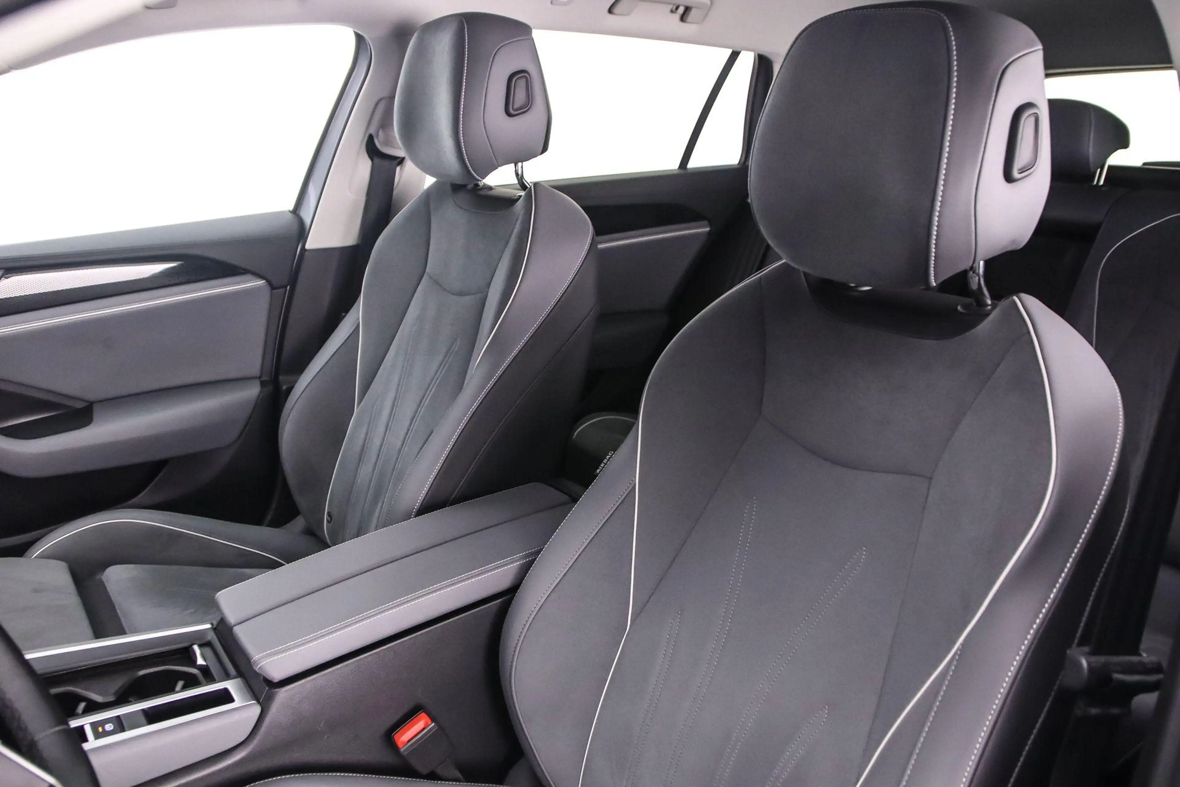 Volkswagen Passat Variant 1.5 eTSI Business 150pk DSG Automaat, Trekhaak, St — photo 5