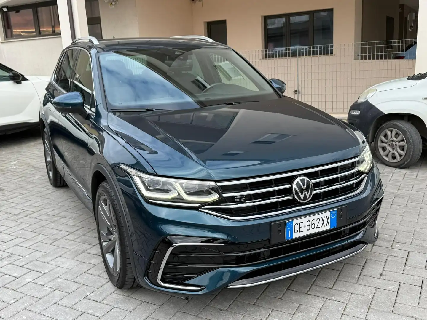 Volkswagen Tiguan Tiguan II 1.4 tsi eh R-Line dsg Perfetta!! Blu/Azzurro - 2