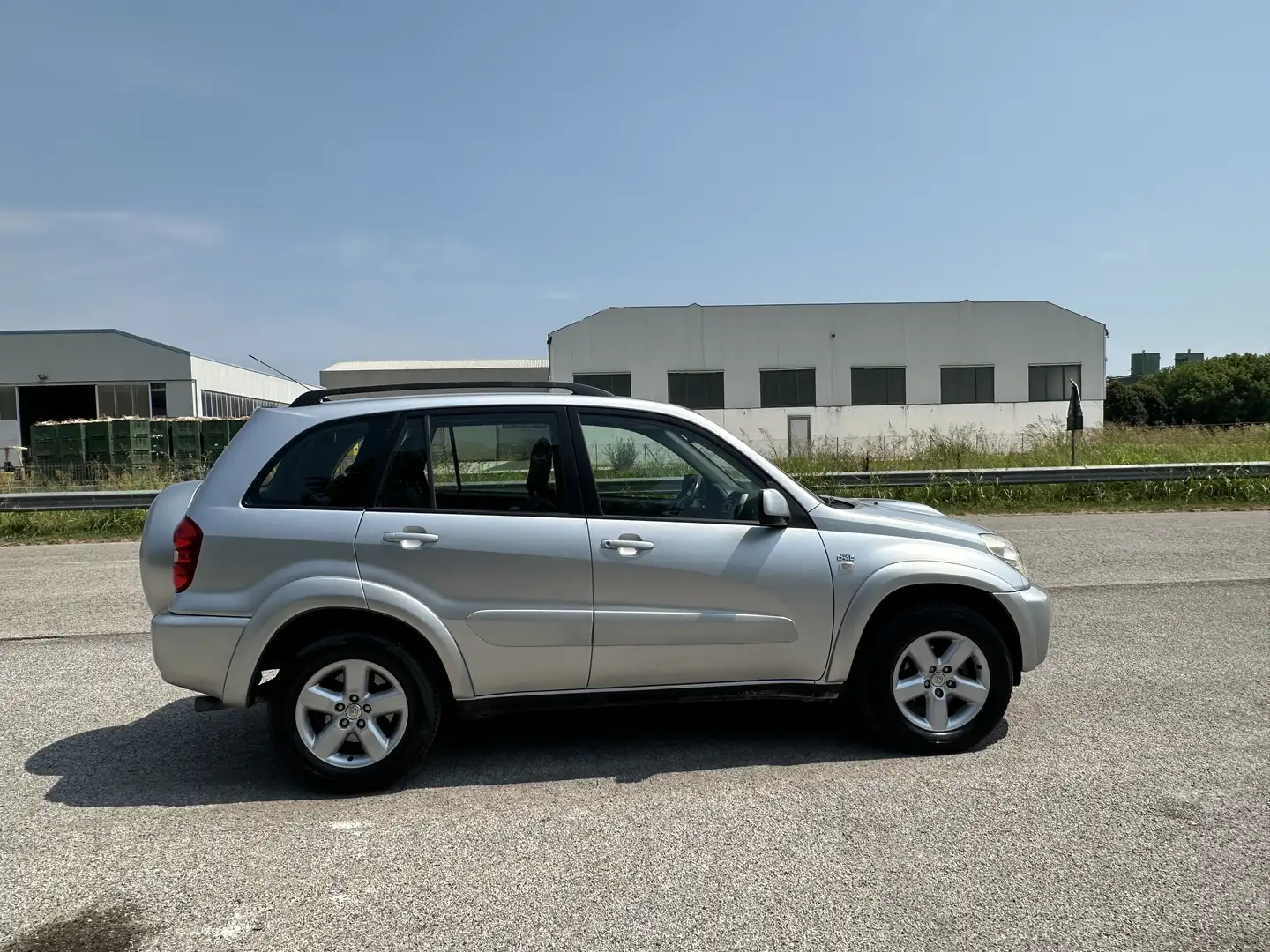 Toyota RAV 4 RAV4 5p 2.0 D-4D 4x4 116cv Unico Proprietario - 1