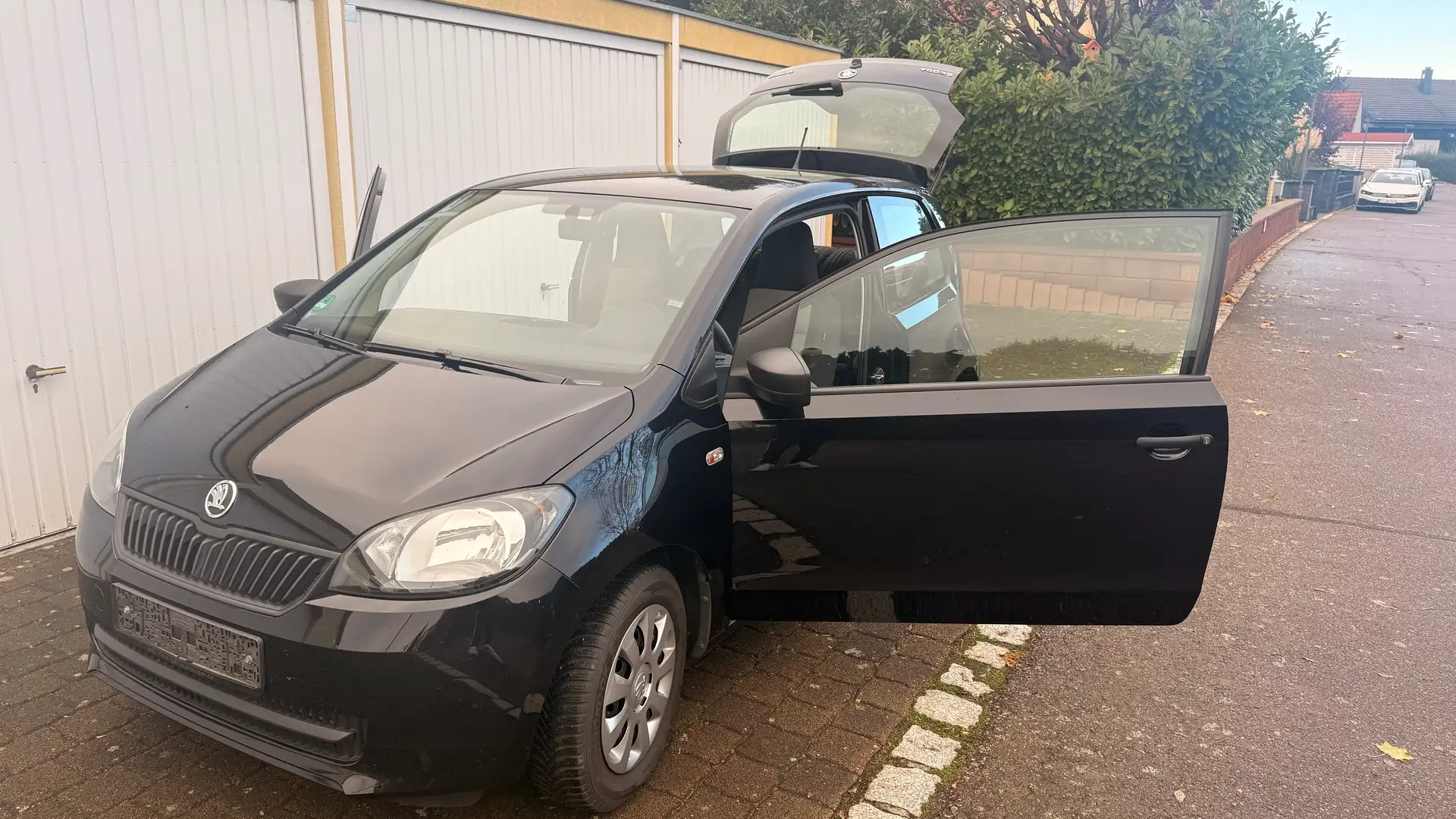 Skoda Citigo Citigo 1.0 MPICool Edition Schwarz - 2