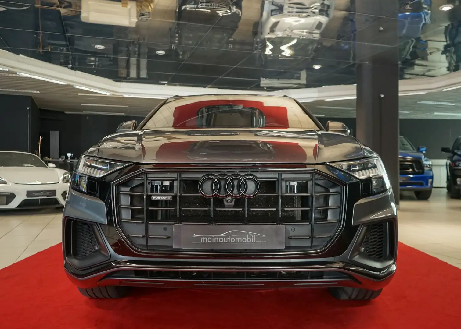 Audi Q8 50 TDI 3x S-LINE AHK LED Pano VirtualCockpit Grau - 1