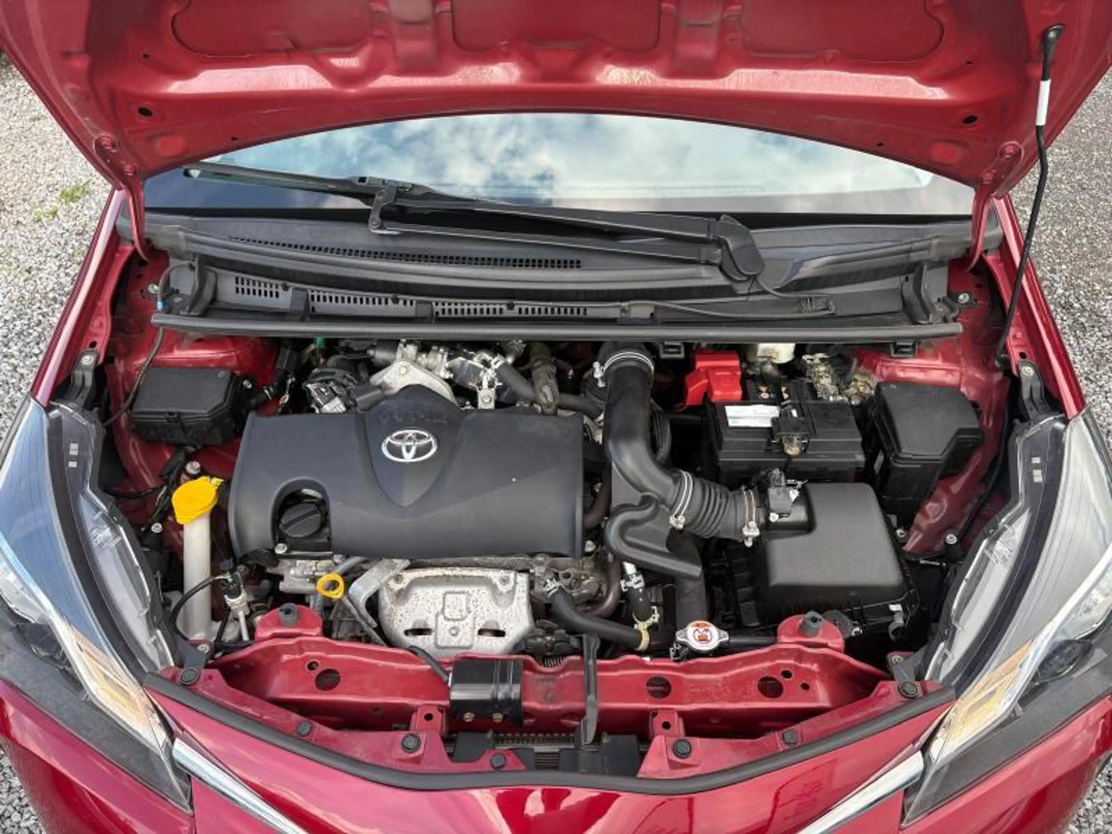 Toyota Yaris Y-oung — photo 14