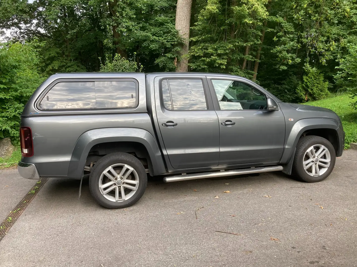Volkswagen Amarok DoubleCab Highline 3,0 TDI 4Motion Aut. Grau - 2