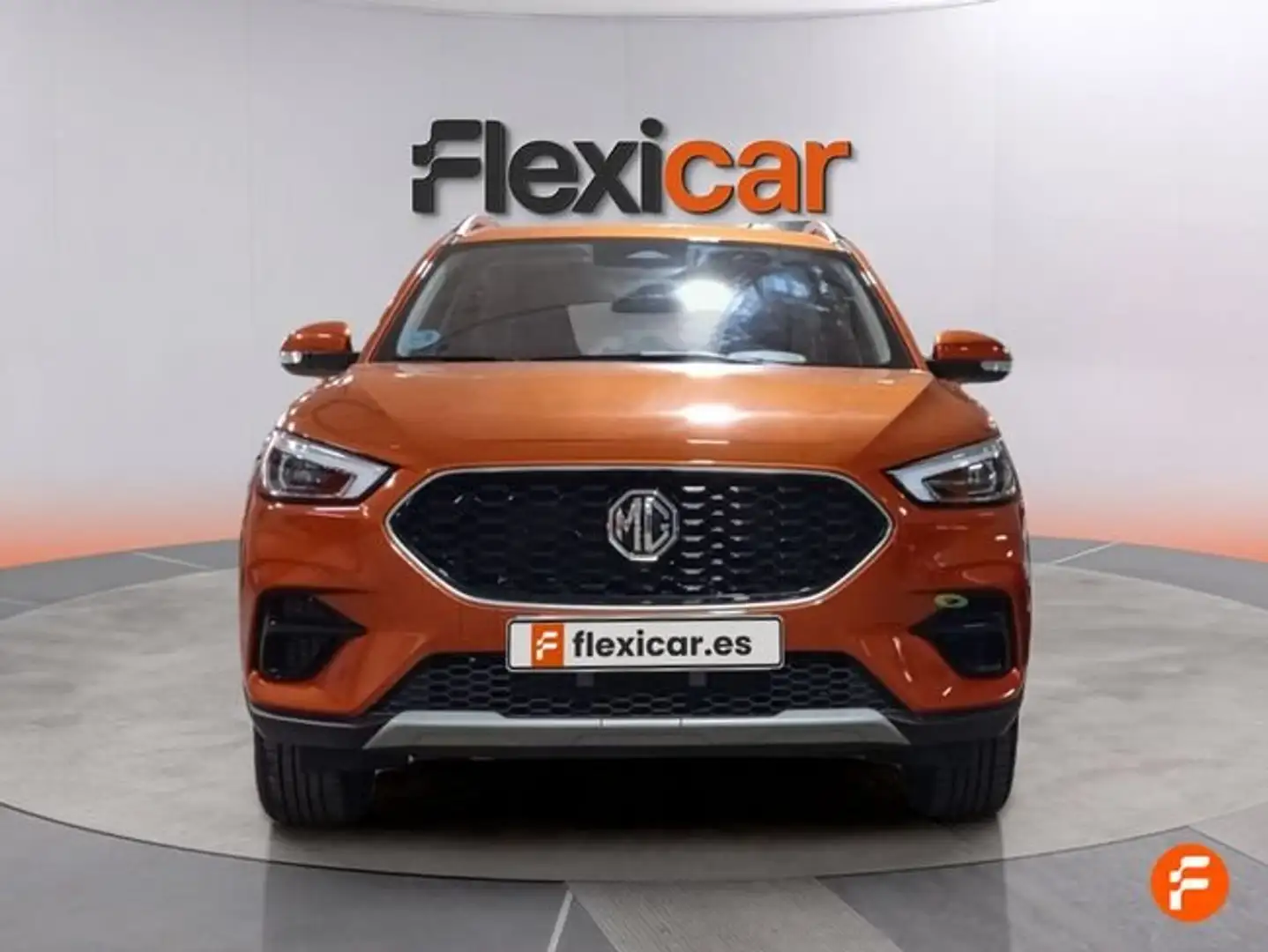 MG ZS 1.5 Comfort Naranja - 2