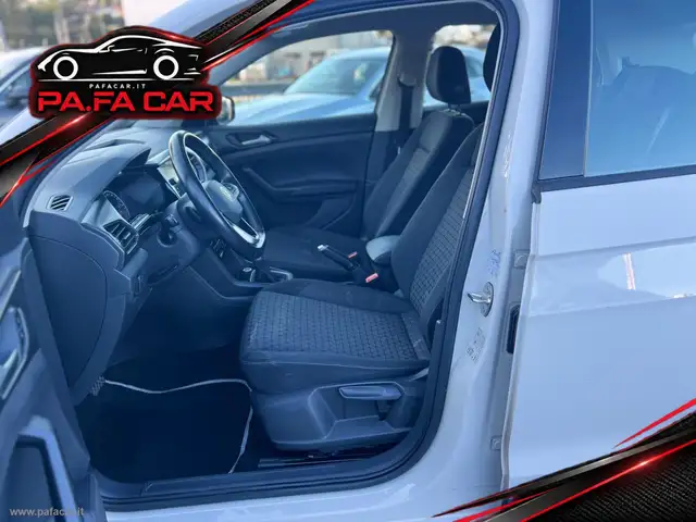 Volkswagen T-Cross view 10