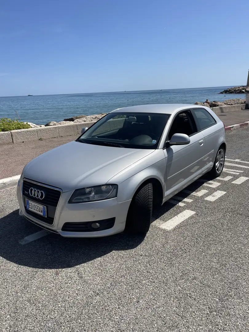 Audi A3 2.0 tfsi Ambition quattro s-tronic rare Gris - 1
