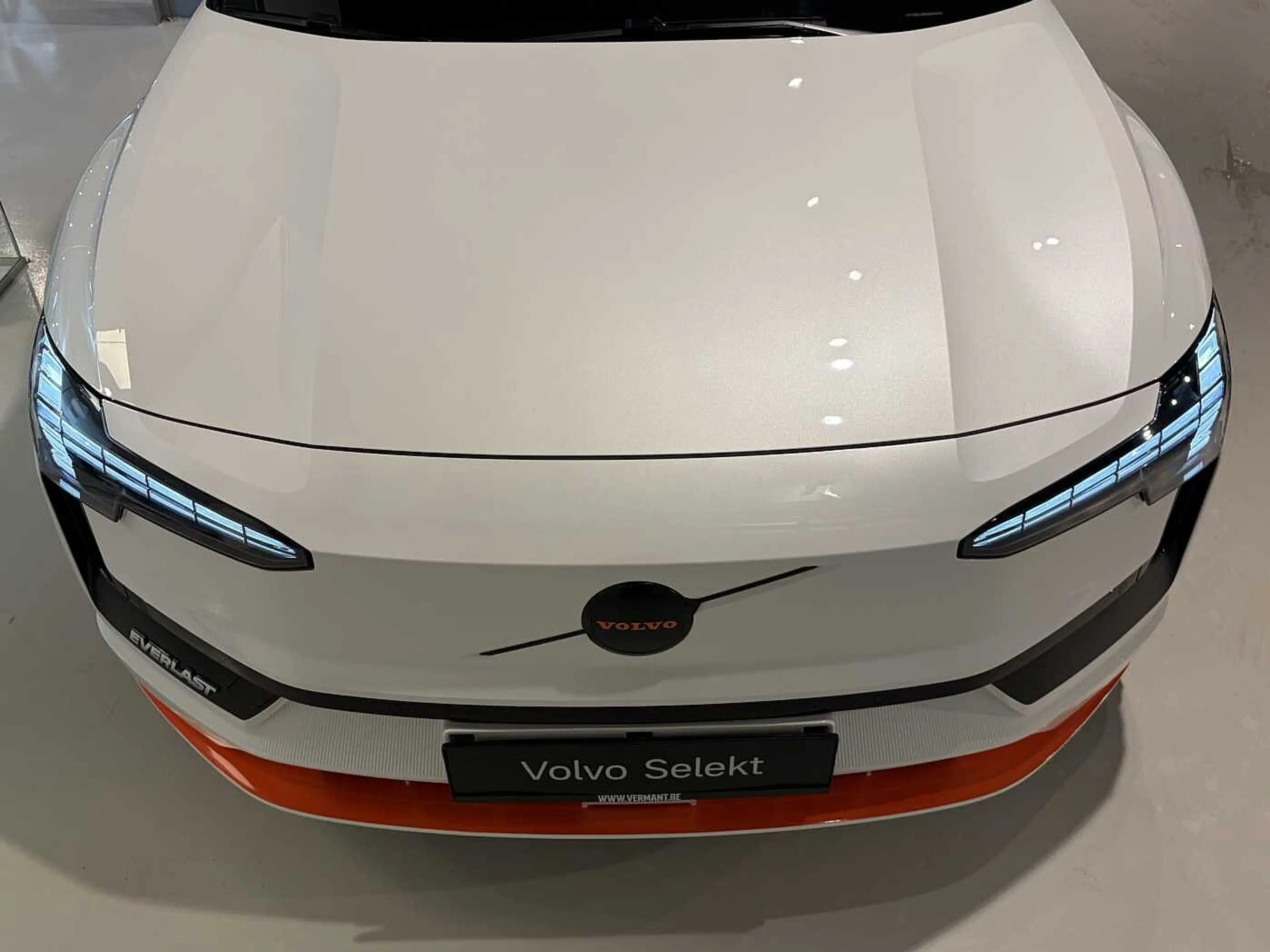 Volvo EX30 Plus Extended Range EVERLAST — photo 9
