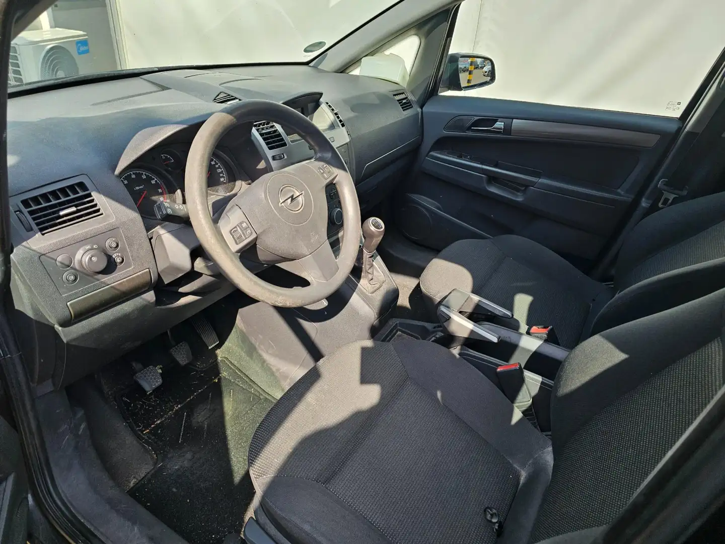 Opel Zafira 1.8 Business 7-persoons AIRCO Zwart - 2