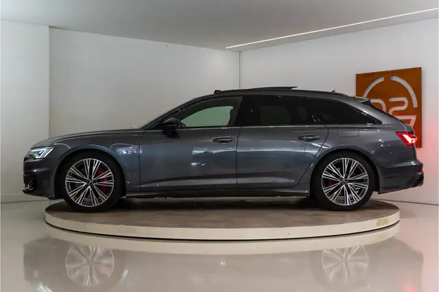 Audi A6 view 2