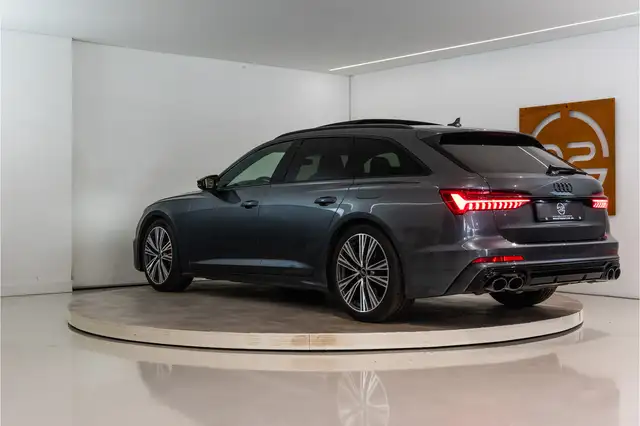 Audi A6 view 3