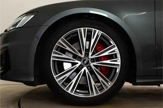 Audi A6 view 15