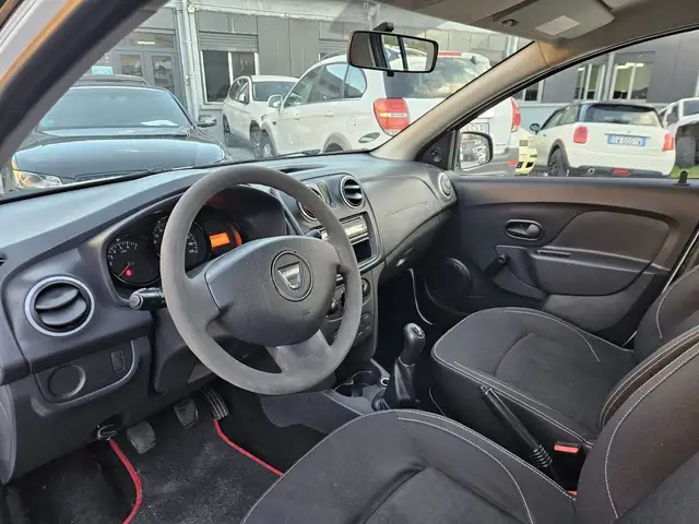 Dacia Sandero view 7