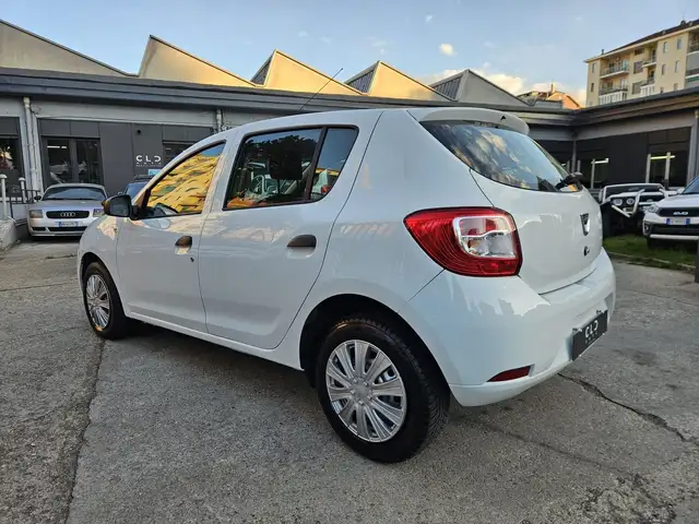 Dacia Sandero view 6