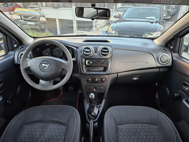 Dacia Sandero view 9