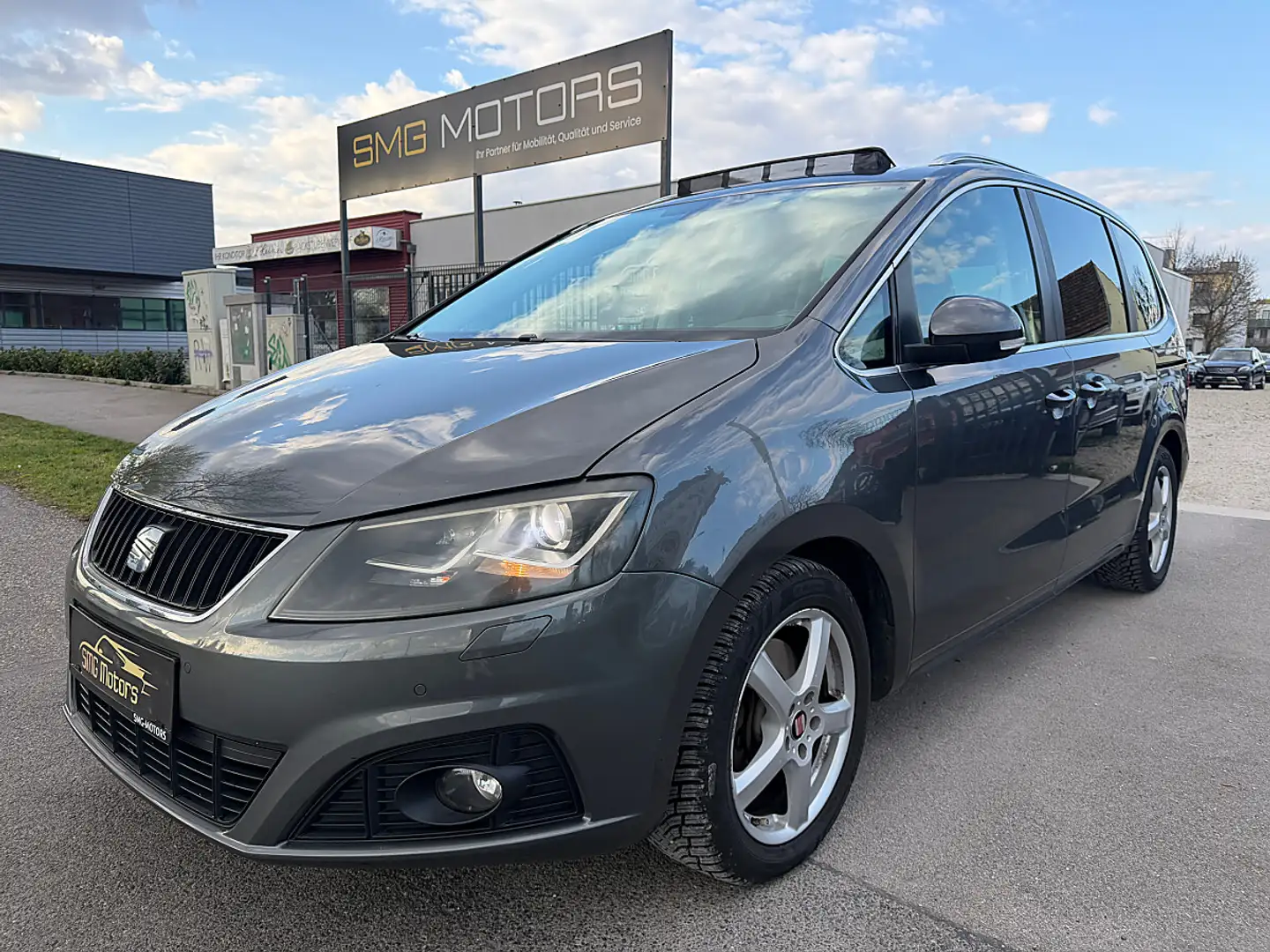 SEAT Alhambra Style 2,0 TDI CR DPF DSG VOLL VOLL VOLL Grau - 1