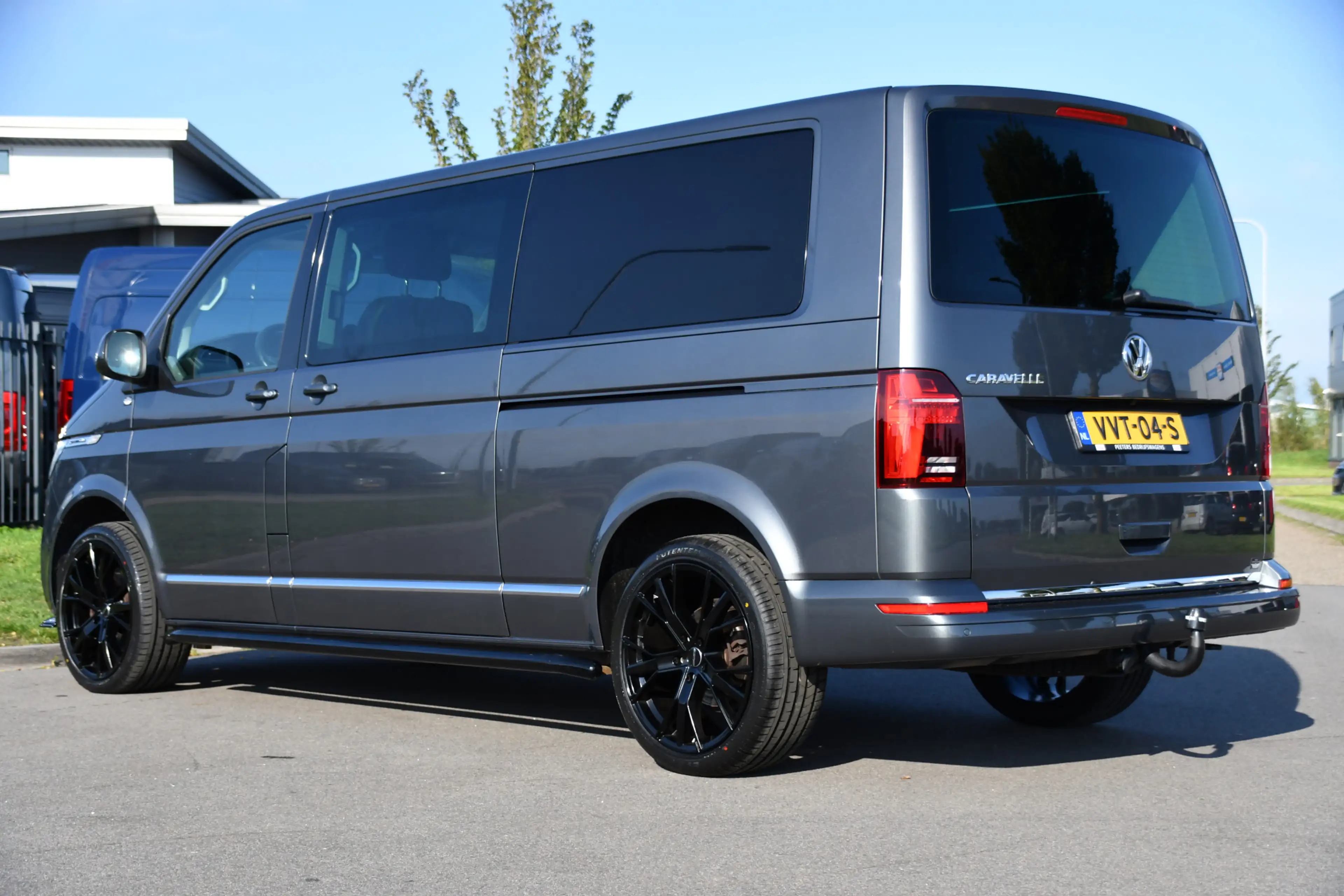 Volkswagen T6.1 Transporter 2.0 TDI L2H1 30 DC Caravelle FULL OPTIONS! Adaptie — photo 3