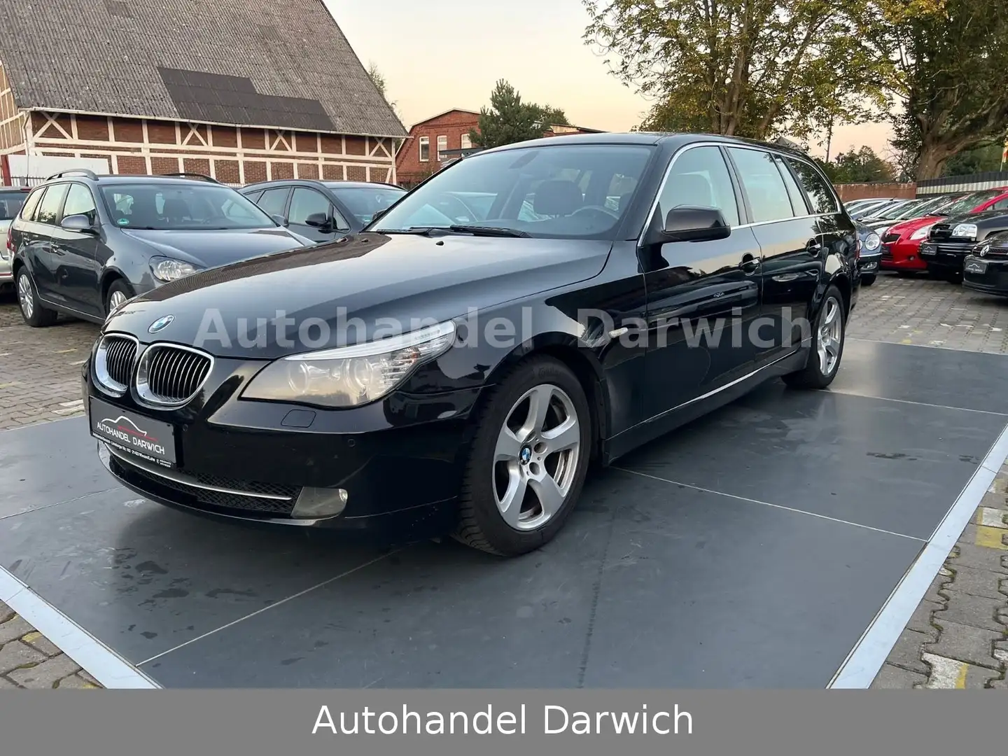 BMW 525 dA Touring Panno/Xenon Facelift Top Schwarz - 1