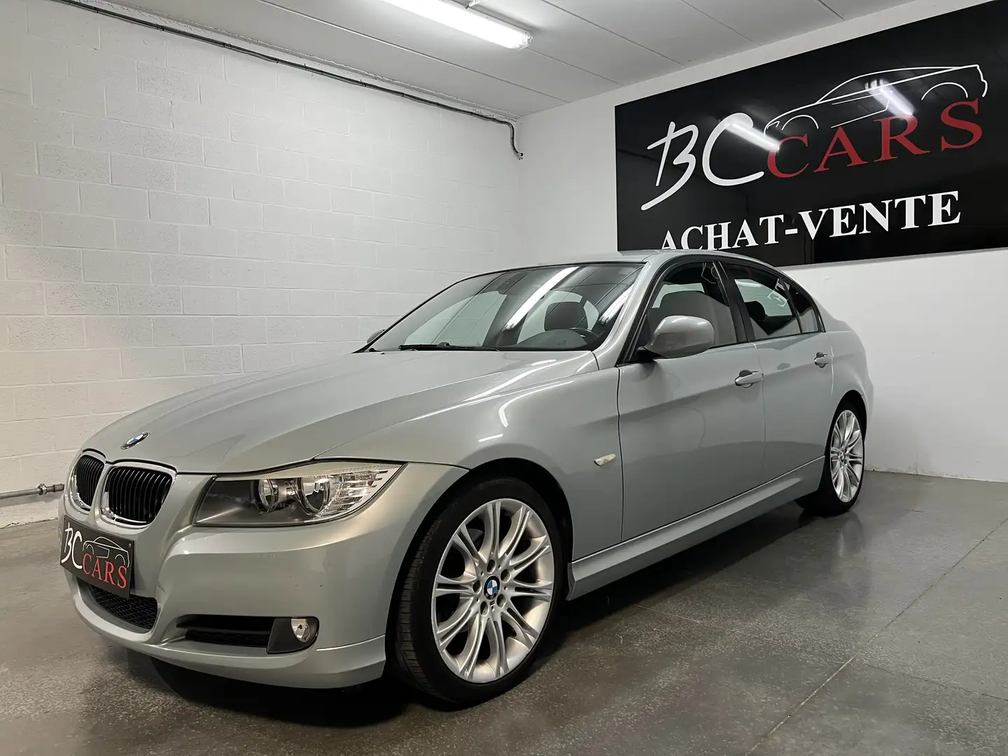 BMW 318 d *GARANTIE*CUIR*CLIM AUTO*JANTE* - 1